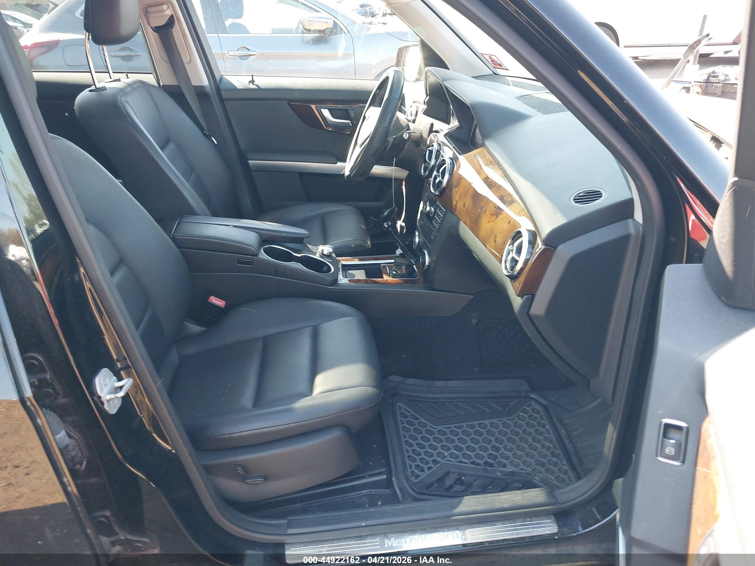 MERCEDES-BENZ GLK image 5