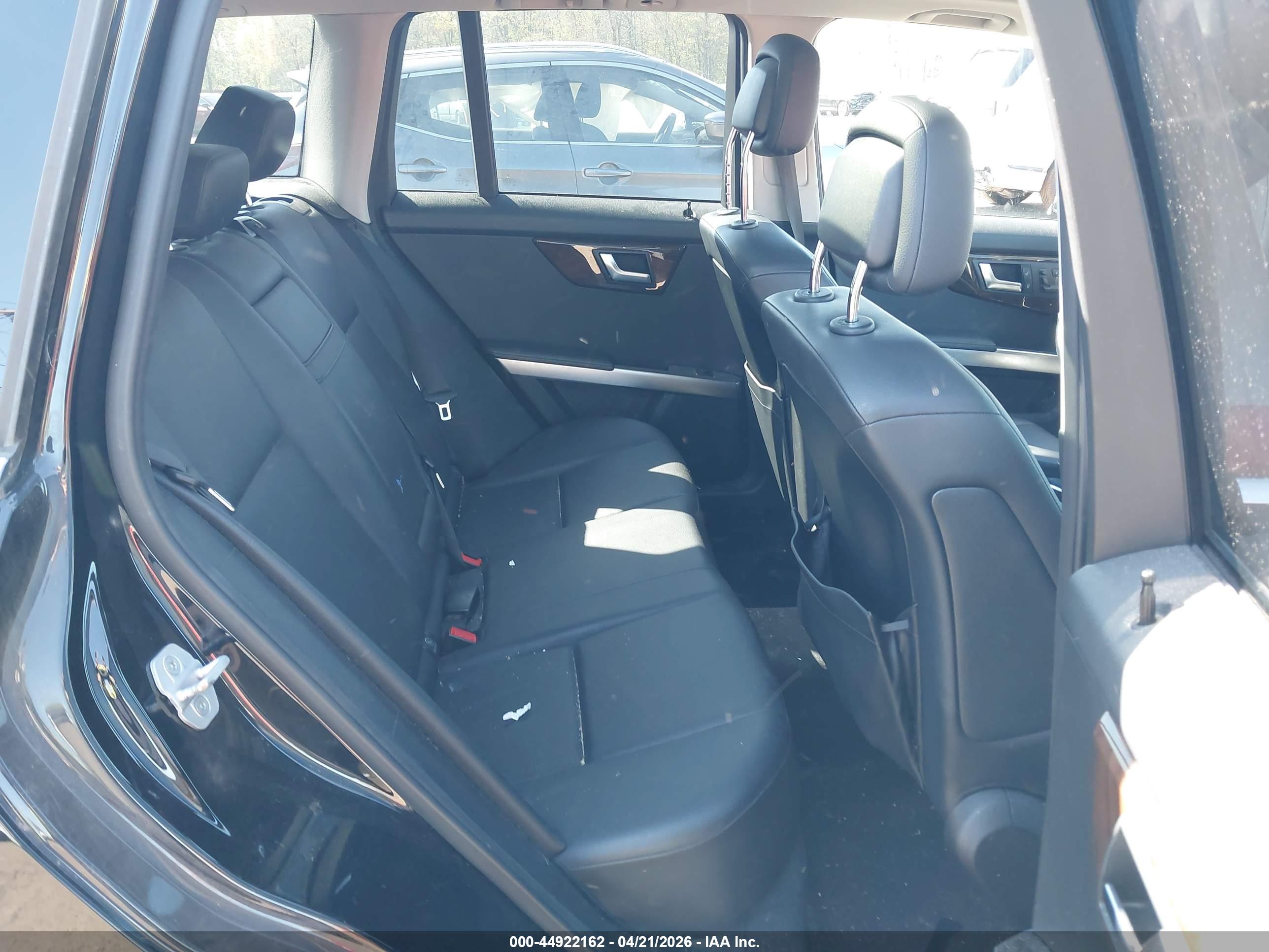 MERCEDES-BENZ GLK image 8