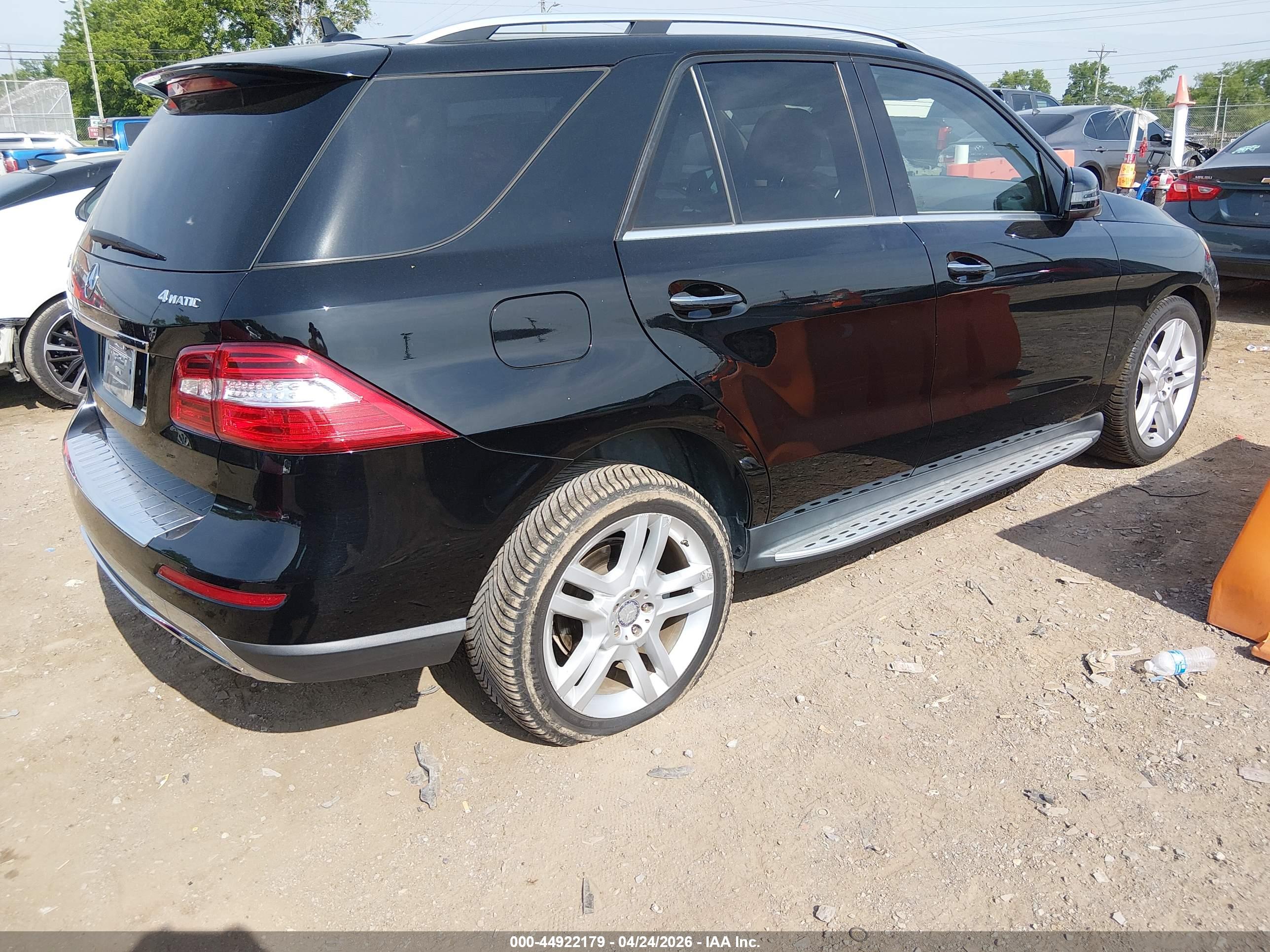 MERCEDES-BENZ ML image 4