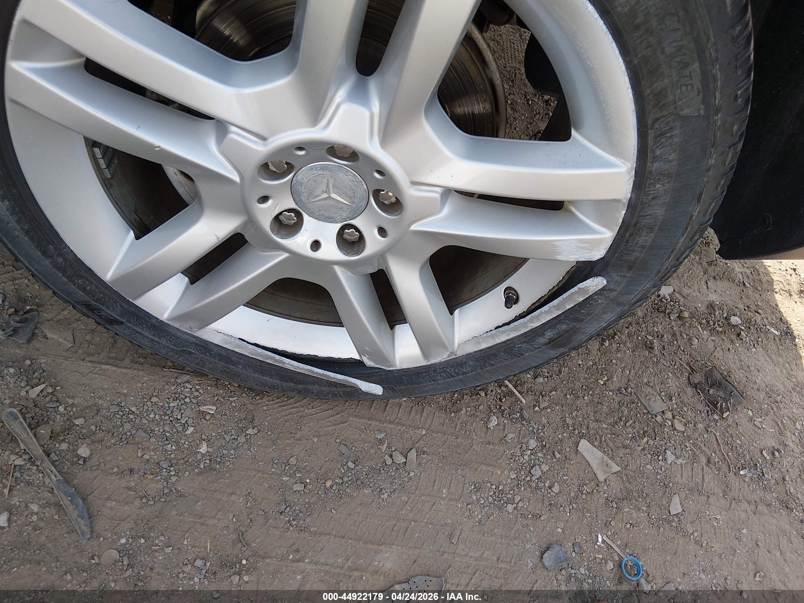 MERCEDES-BENZ ML image 6