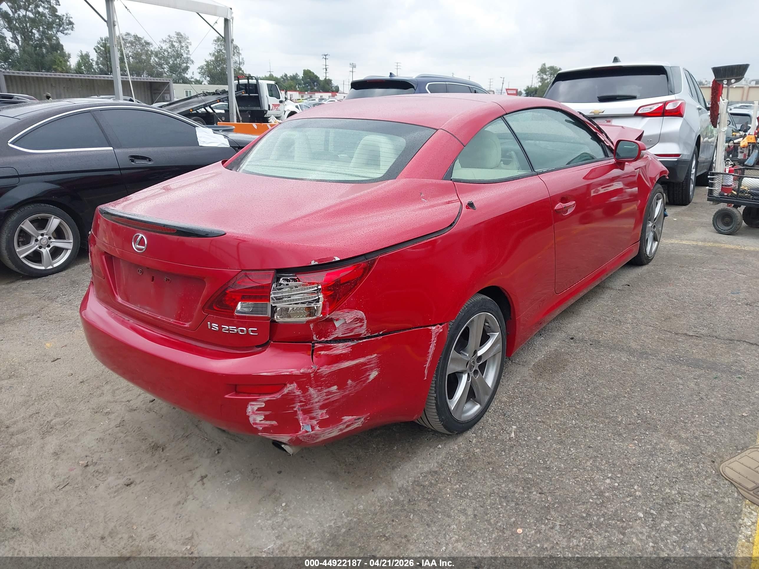 LEXUS IS image 4