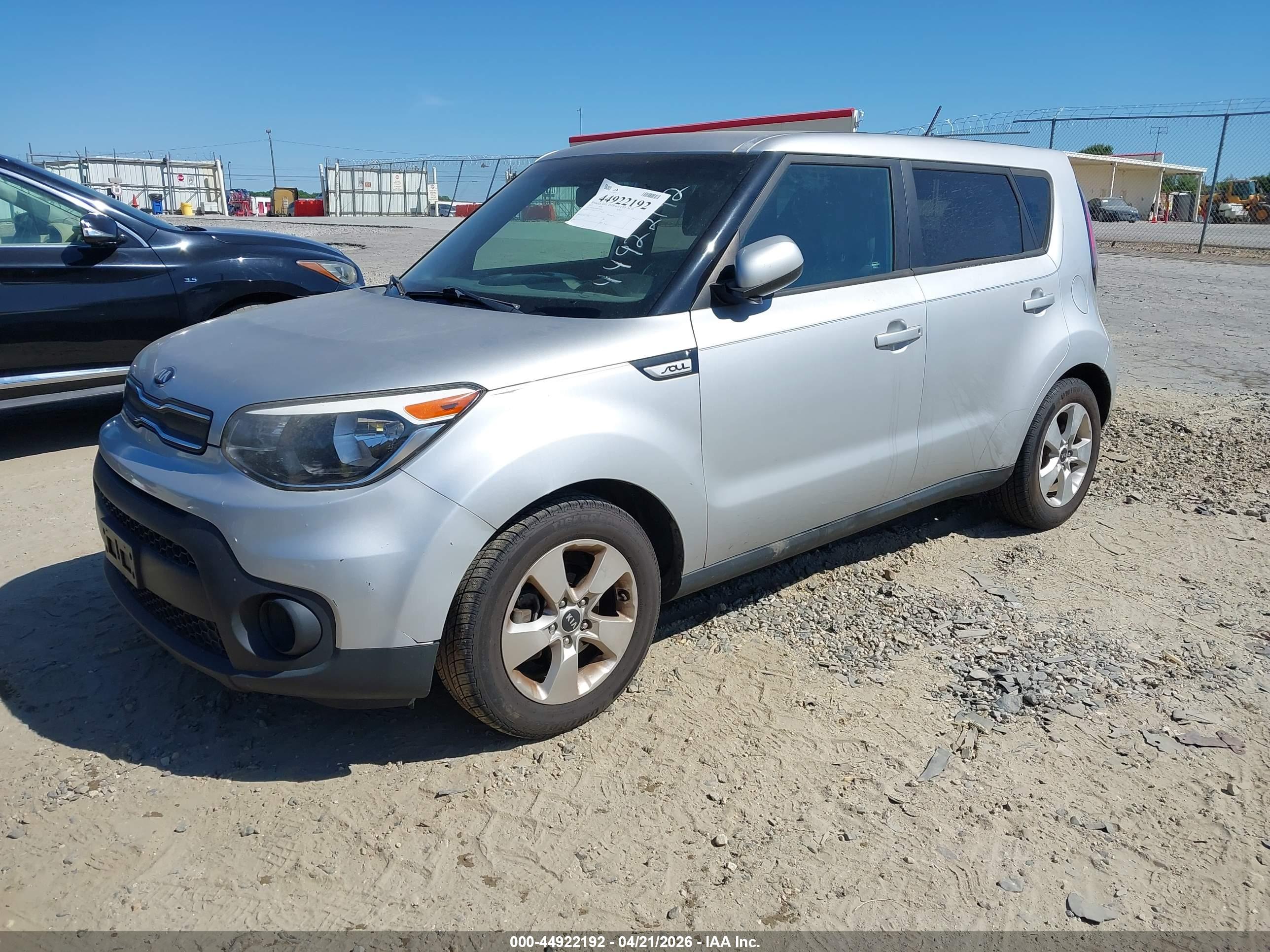 KIA SOUL image 2