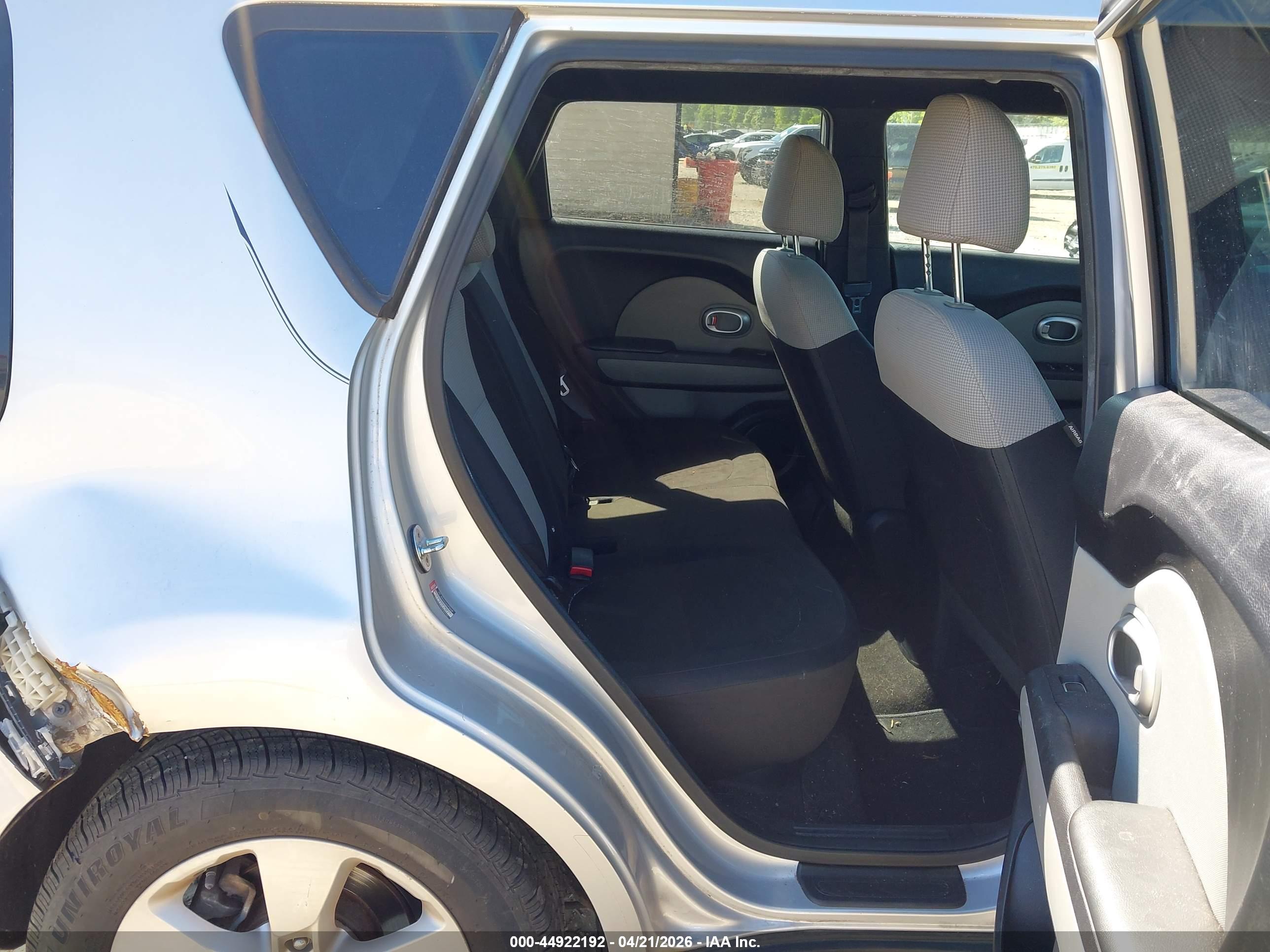 KIA SOUL image 8