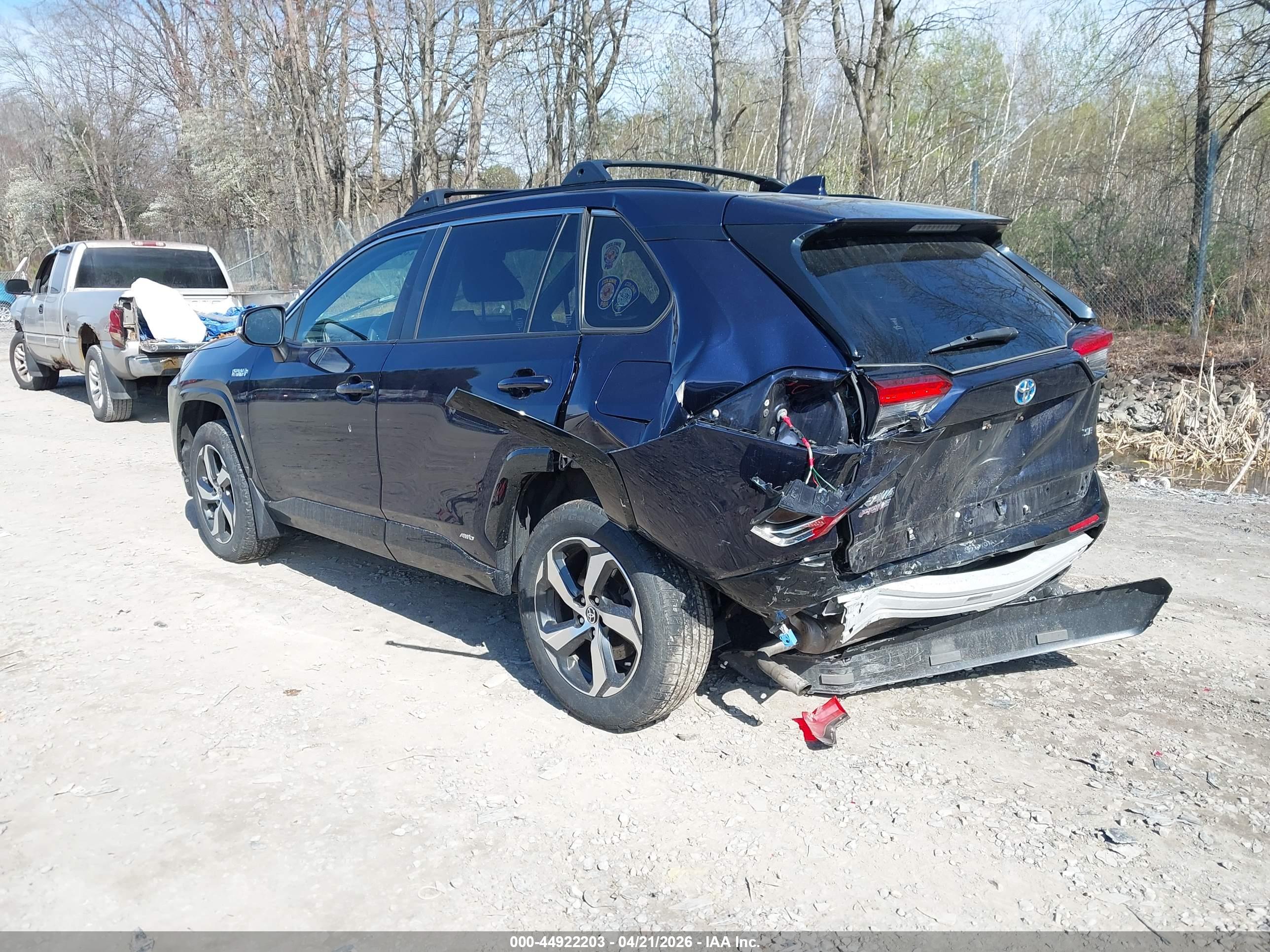 TOYOTA RAV4 image 3