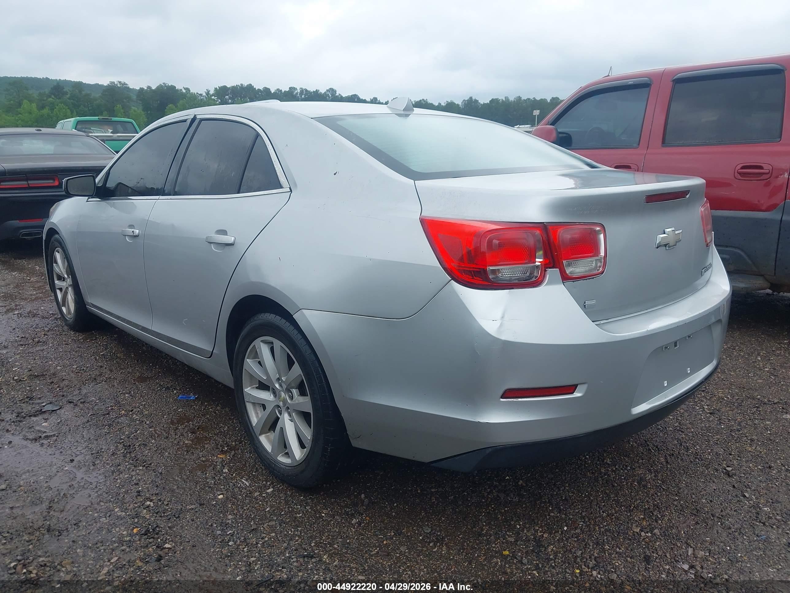 CHEVROLET MALIBU image 3