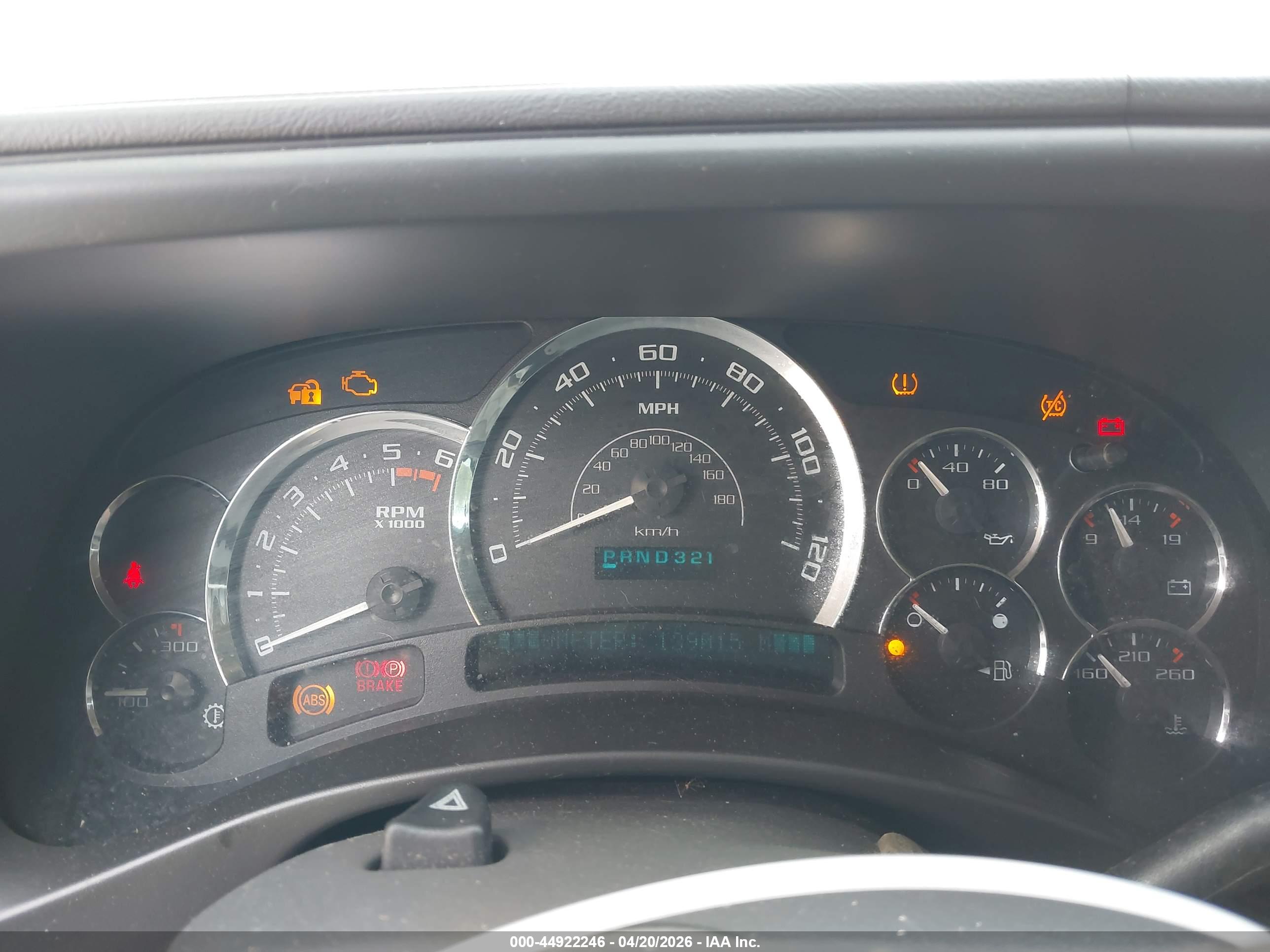 CADILLAC ESCALADE image 7