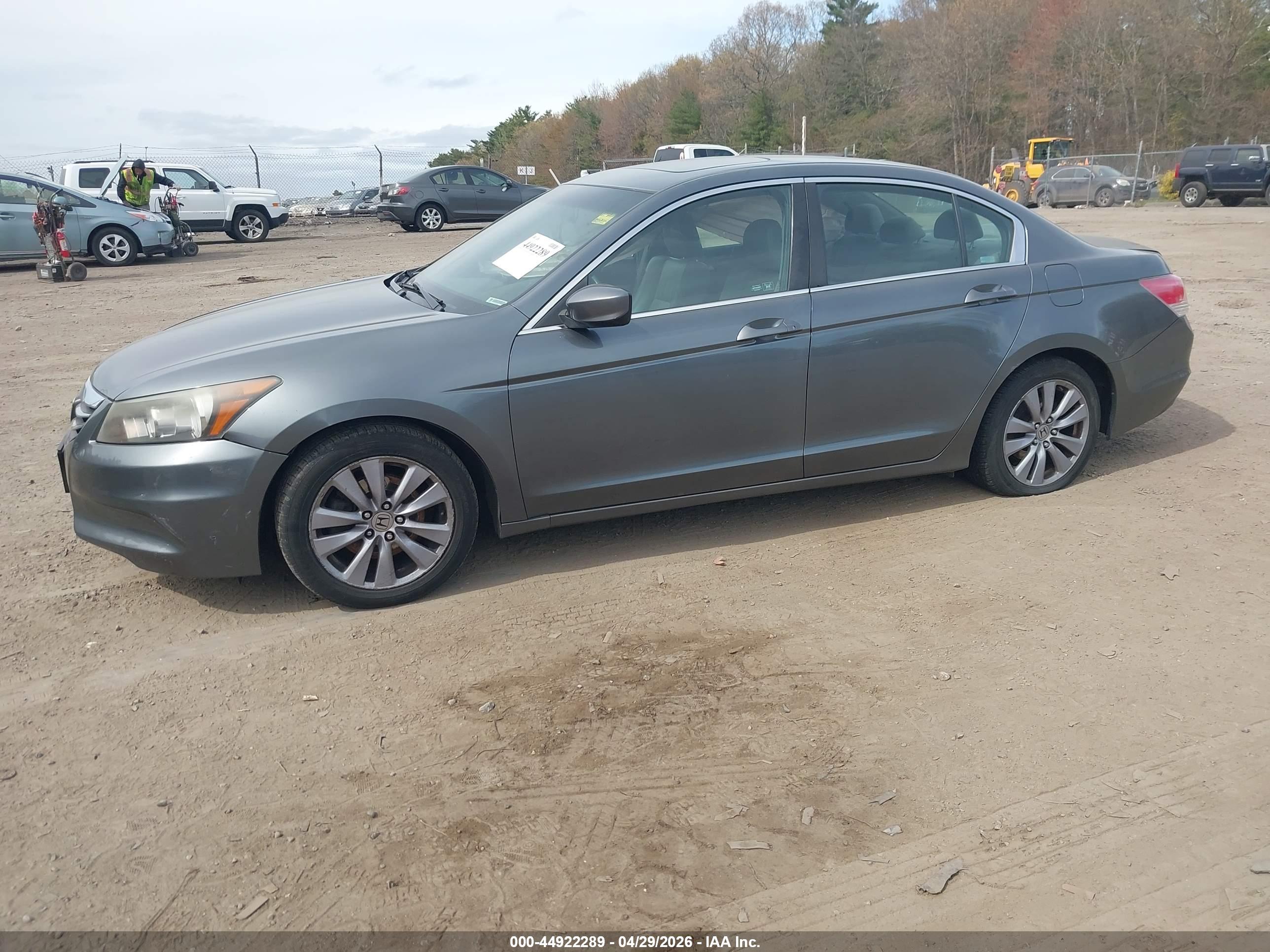 HONDA ACCORD image 2