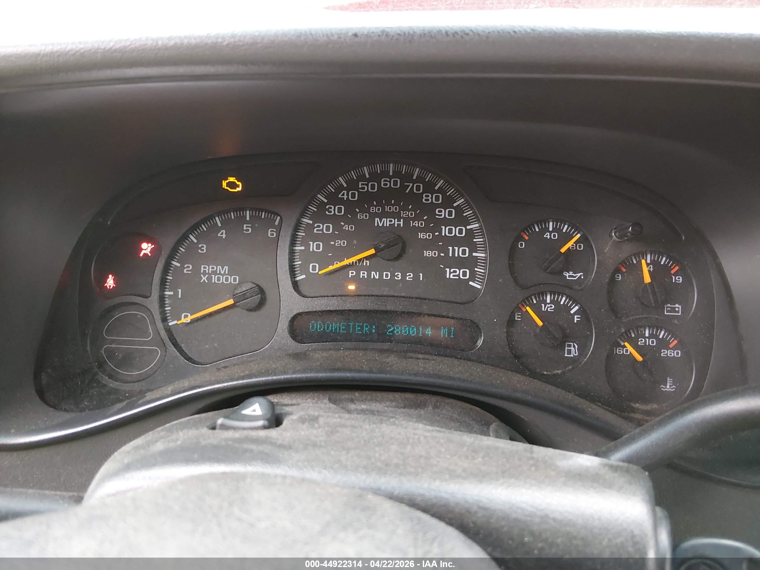 CHEVROLET SILVERADO image 7