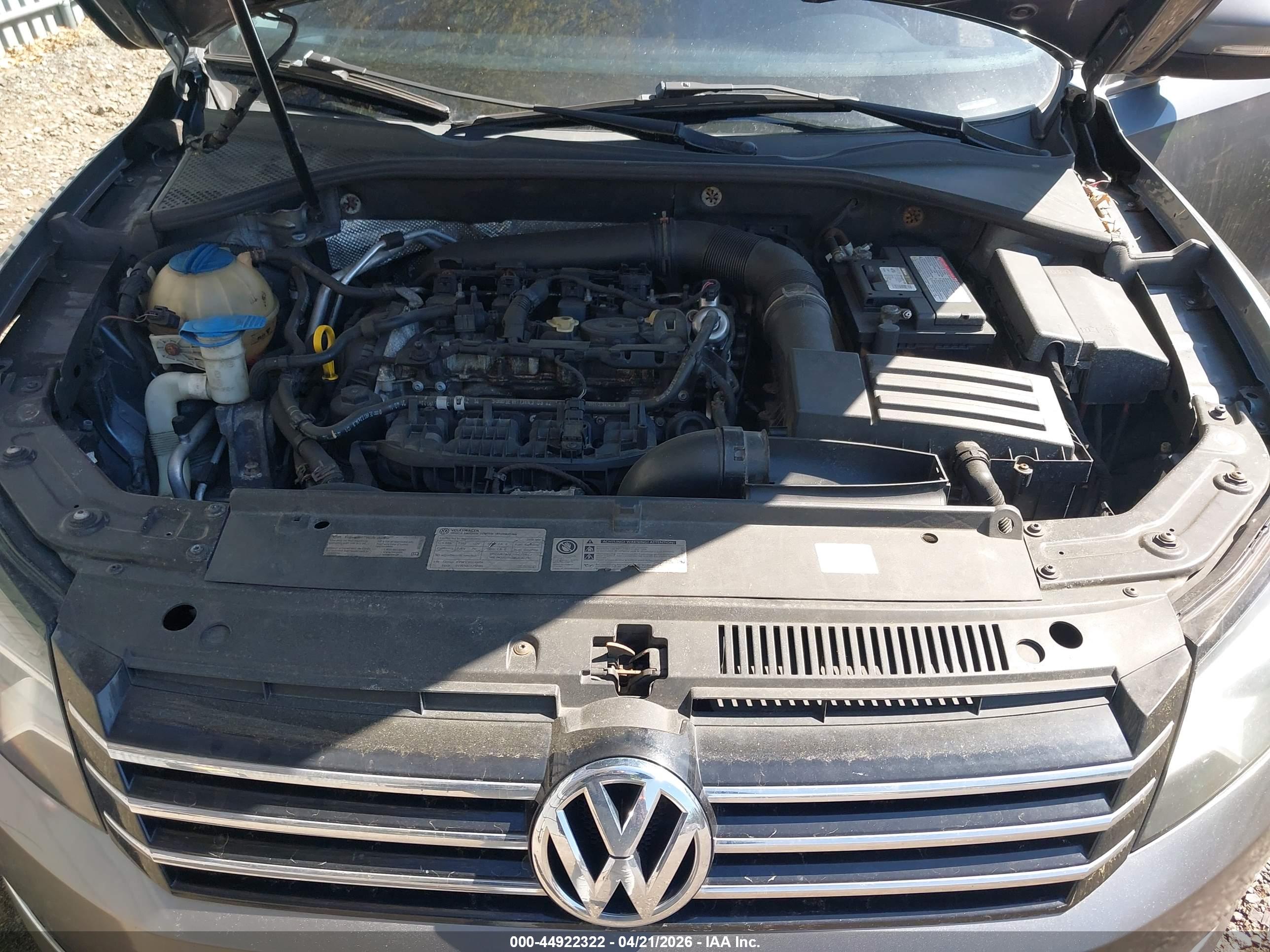 VOLKSWAGEN PASSAT image 10