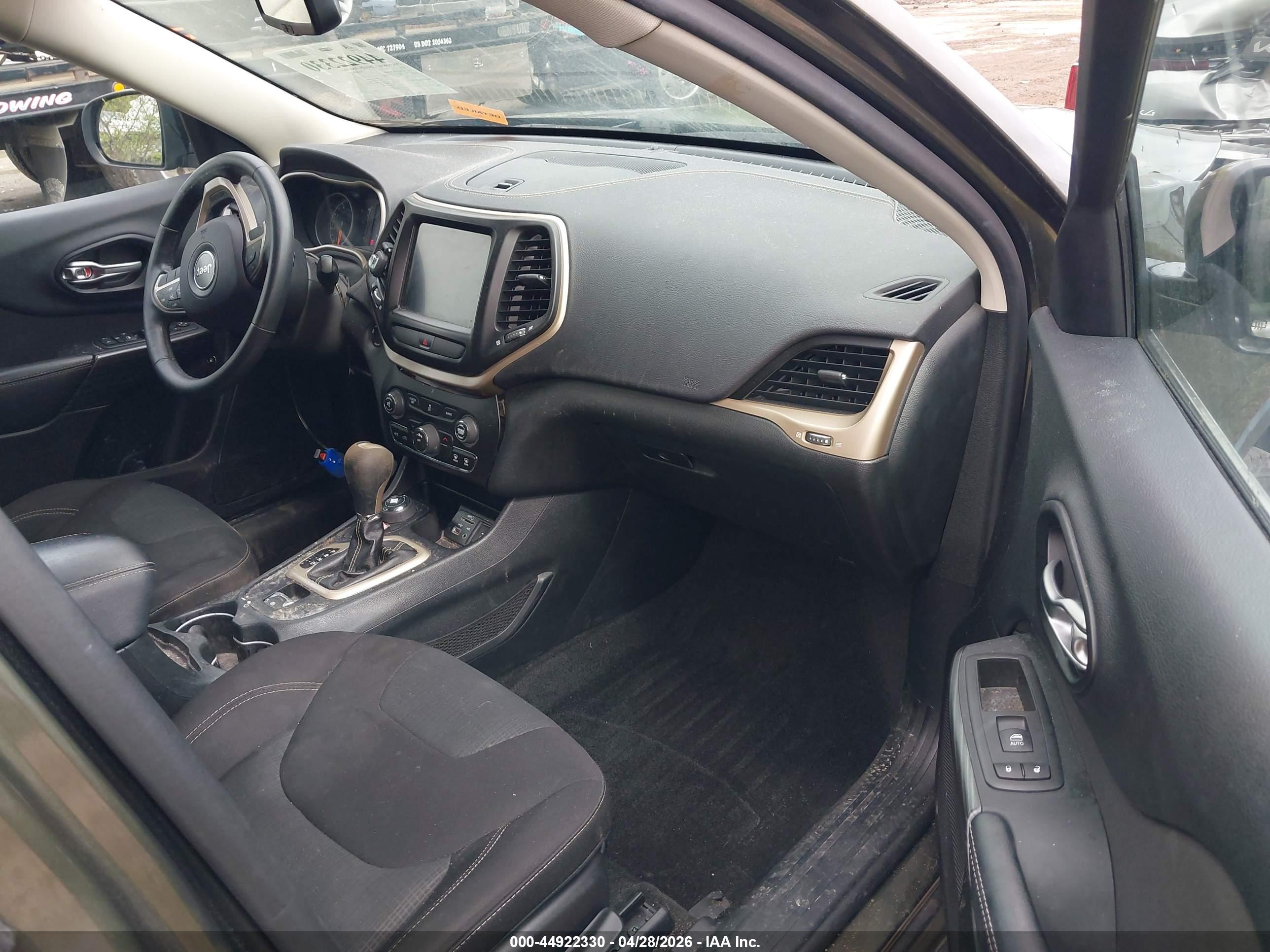 JEEP CHEROKEE image 5