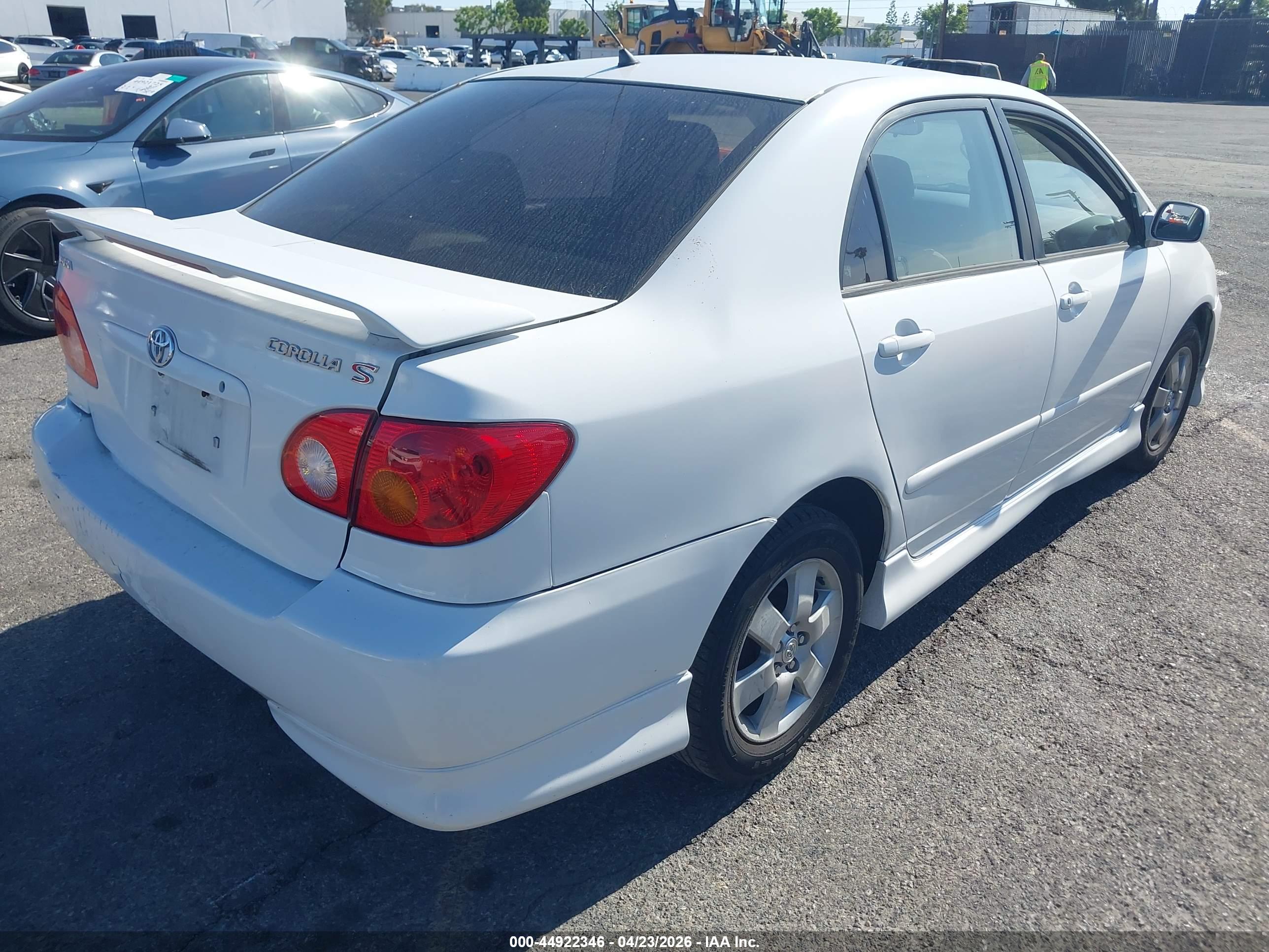 TOYOTA COROLLA image 4