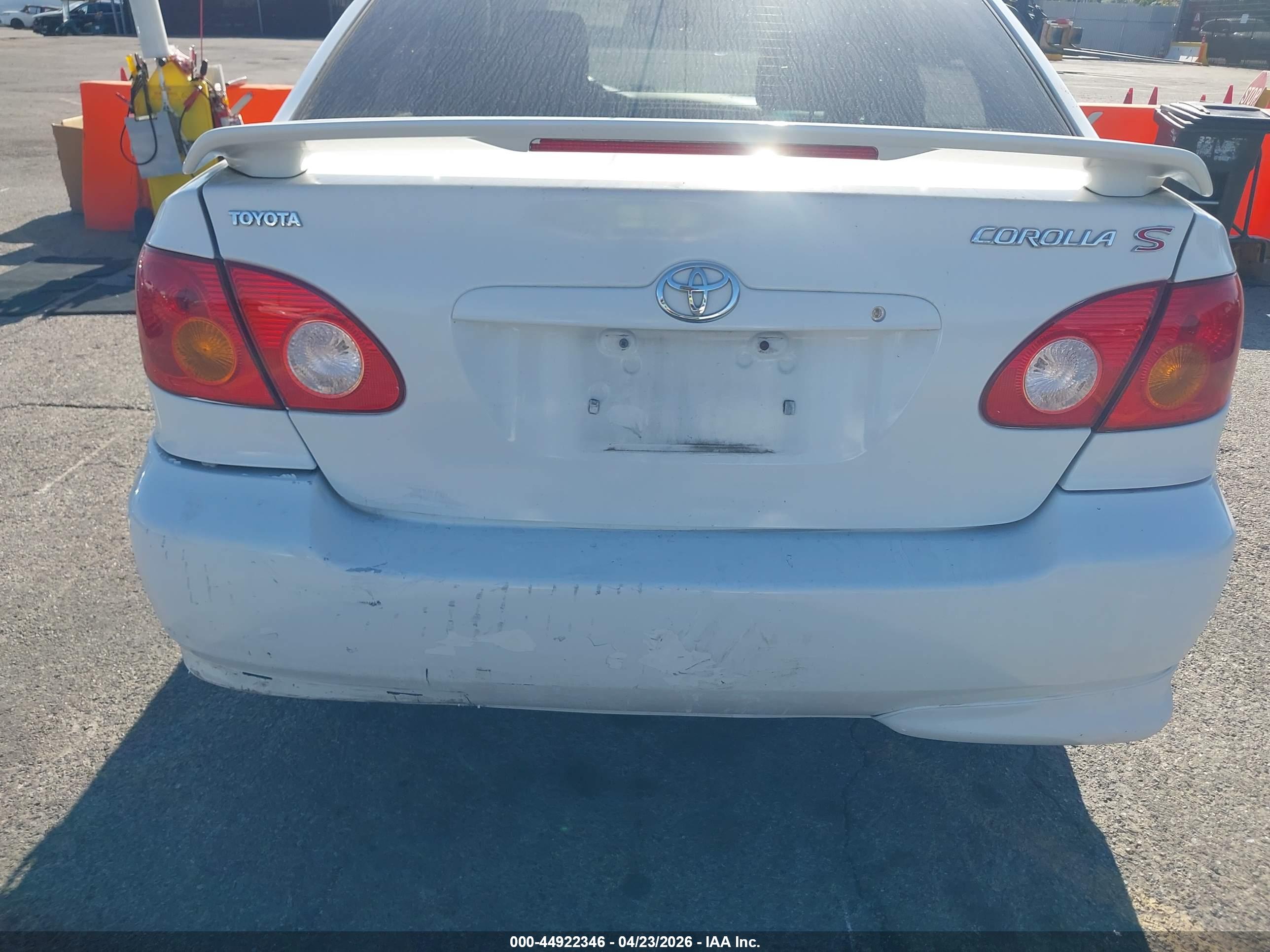 TOYOTA COROLLA image 6