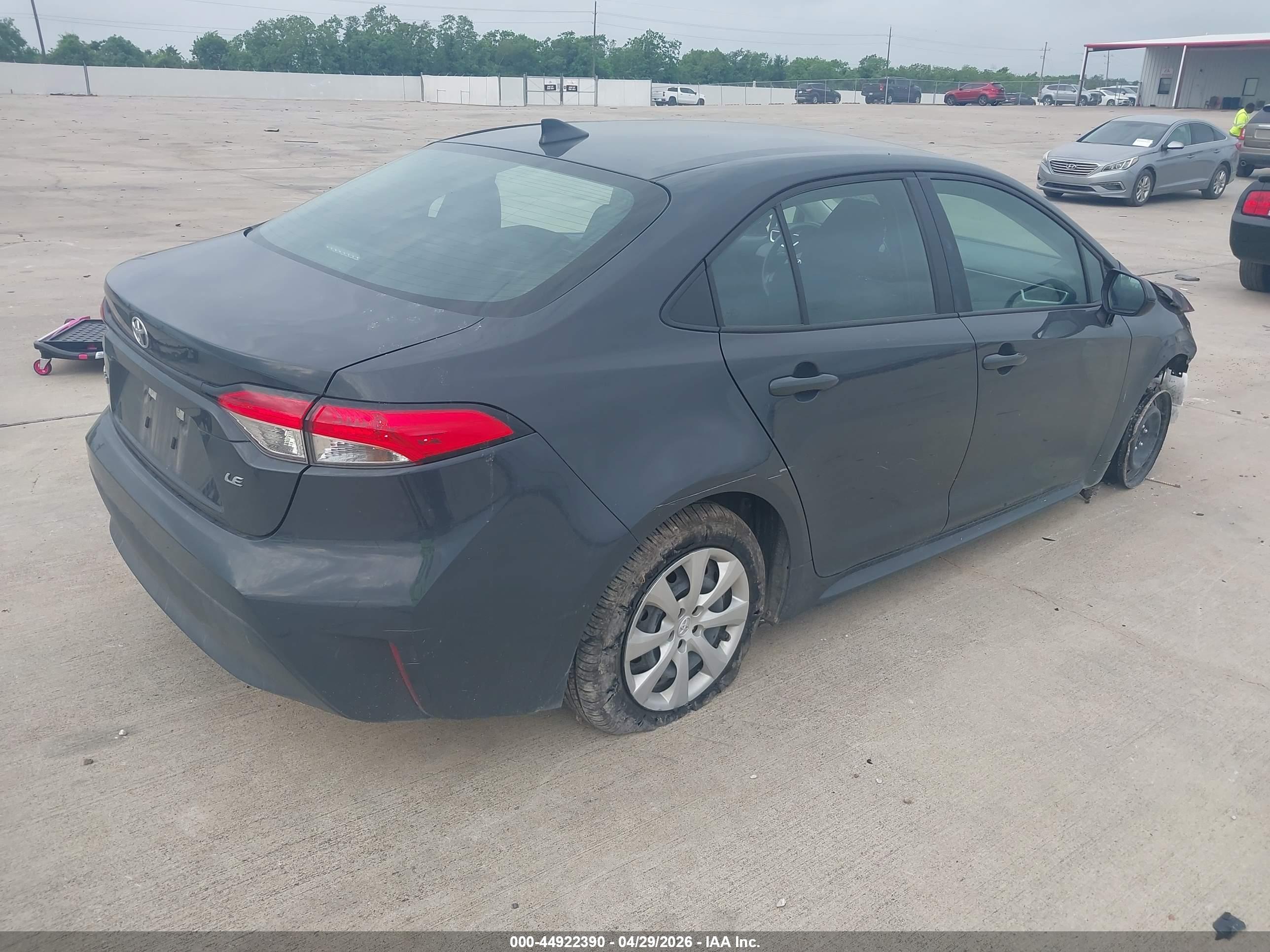 TOYOTA COROLLA image 4