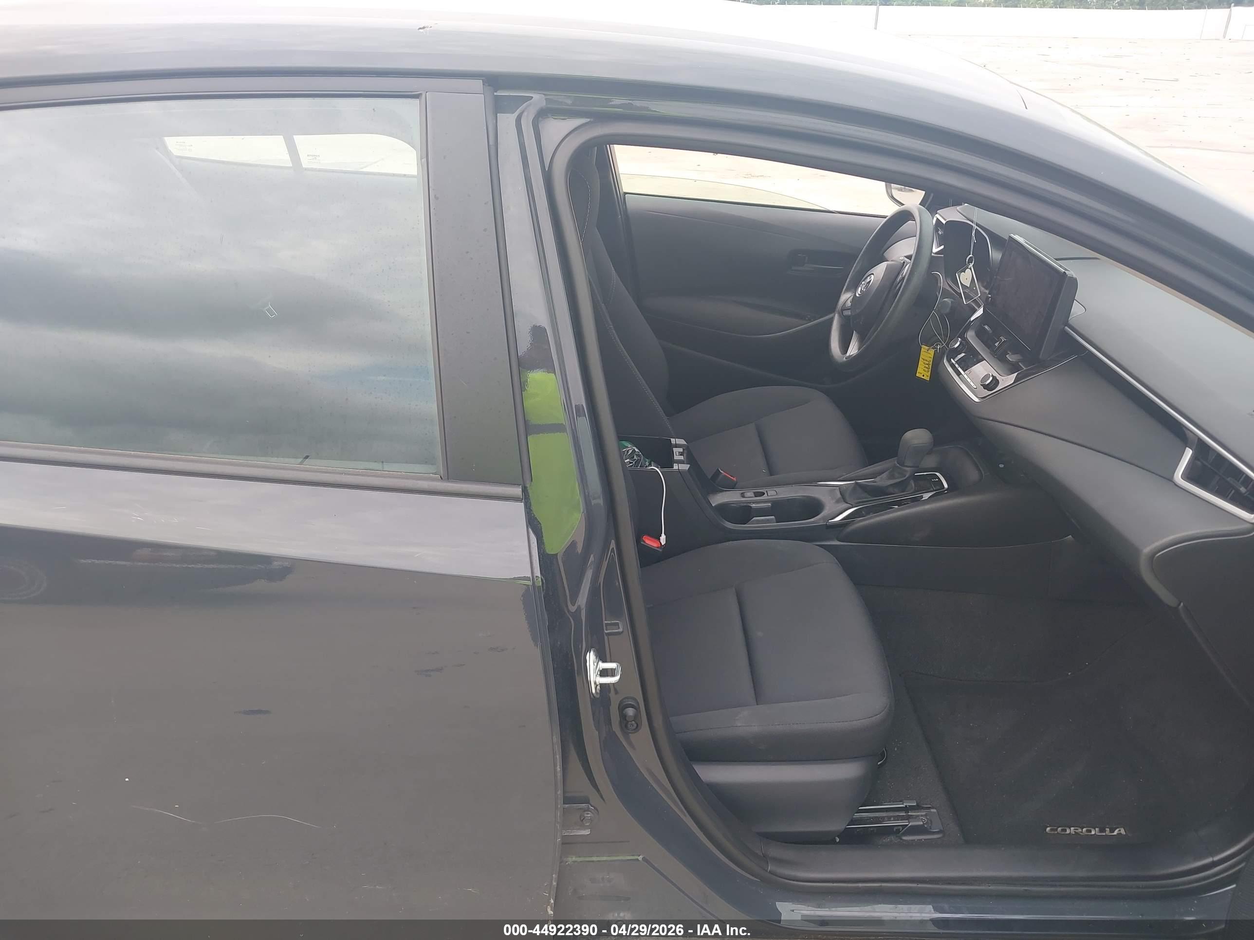 TOYOTA COROLLA image 5