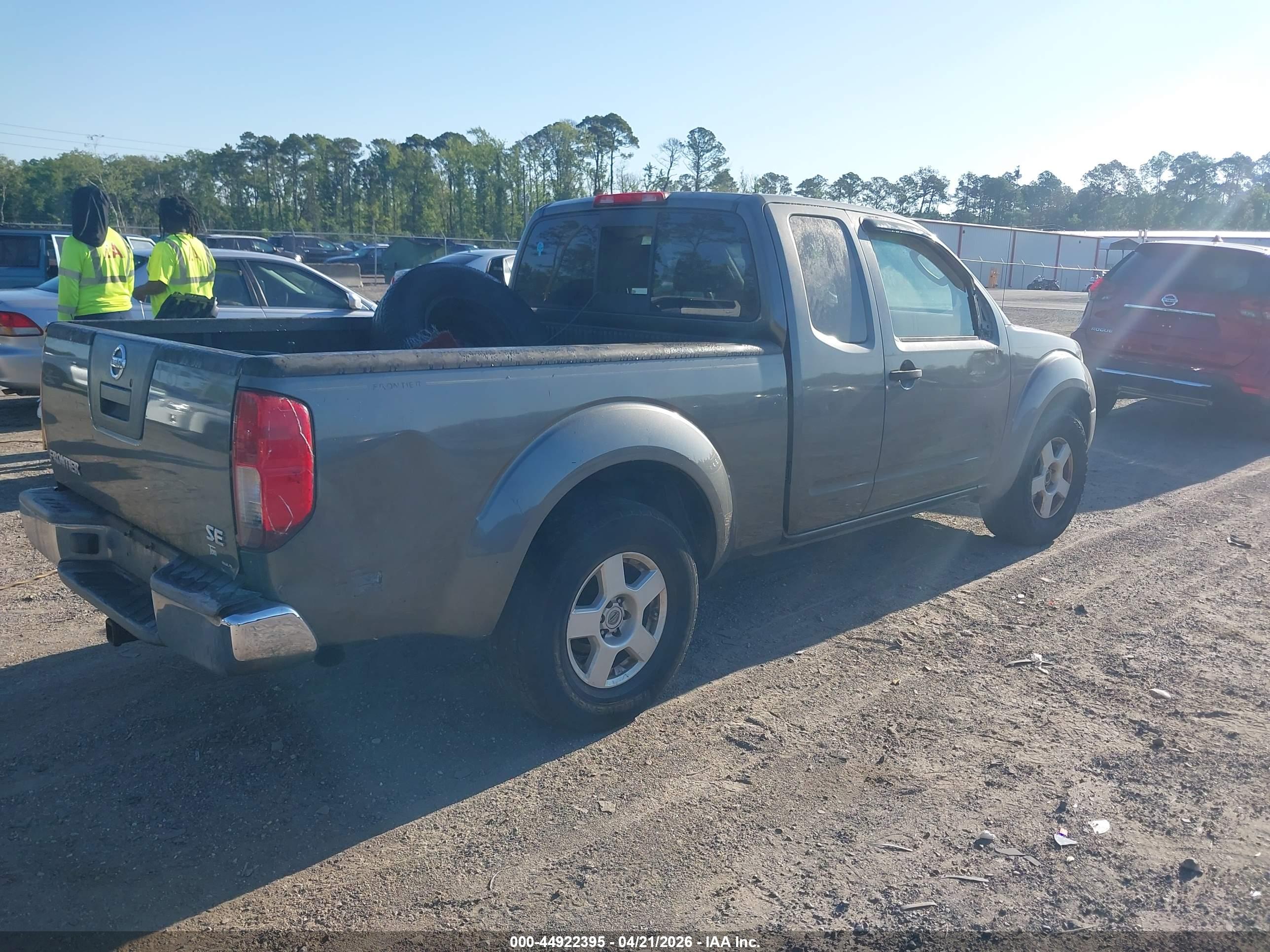 NISSAN FRONTIER image 4