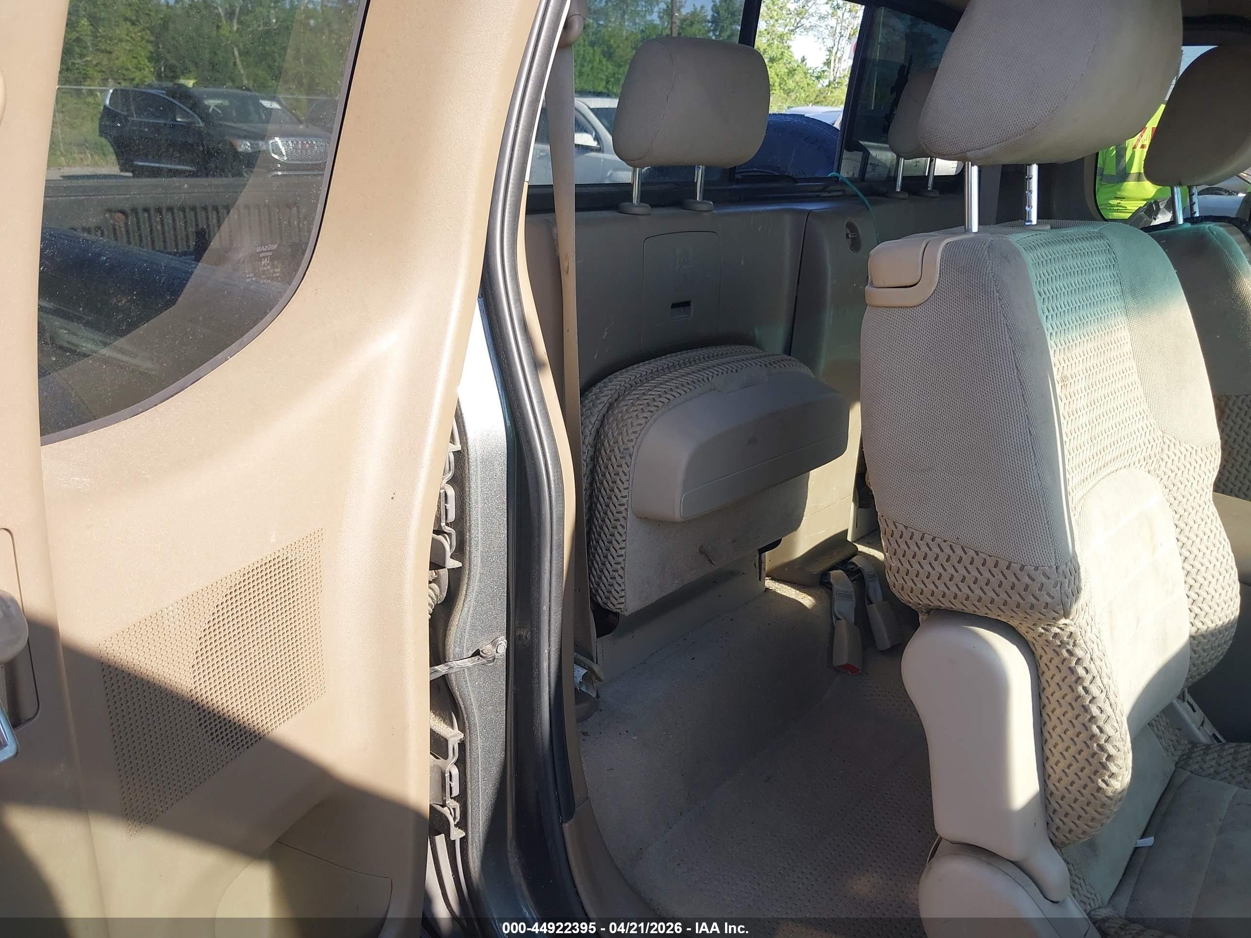 NISSAN FRONTIER image 8