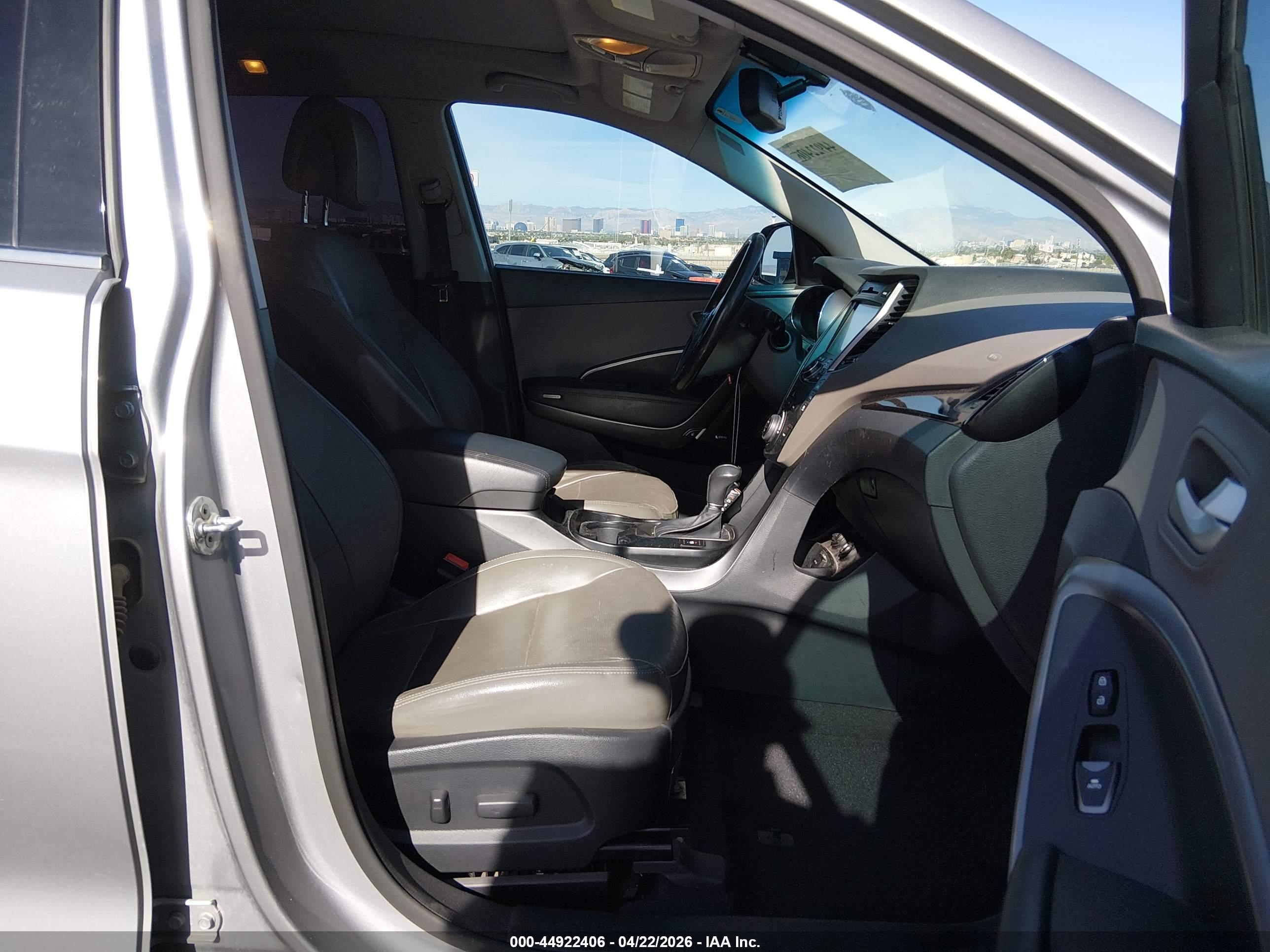 HYUNDAI SANTA image 5