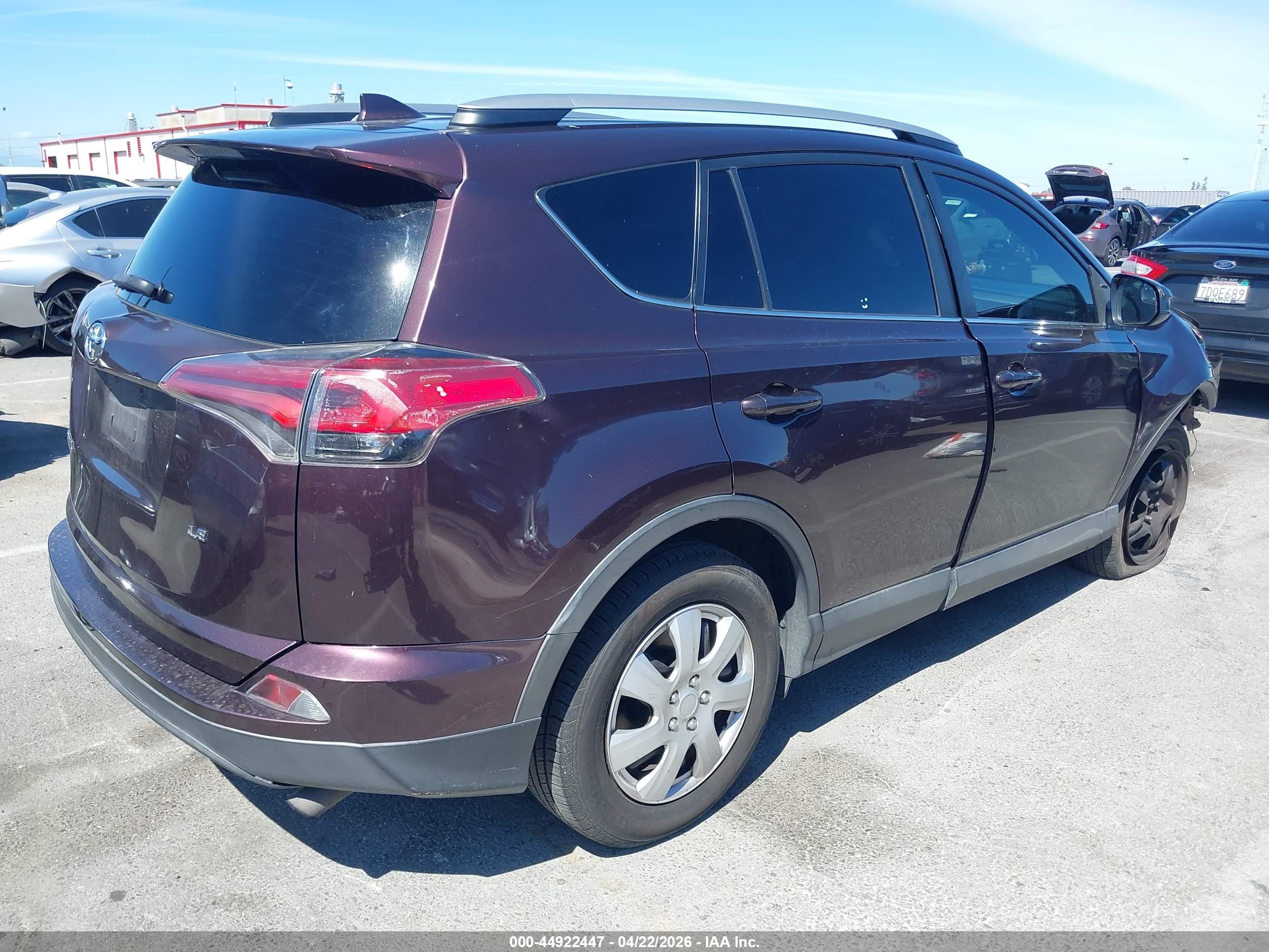 TOYOTA RAV4 image 4