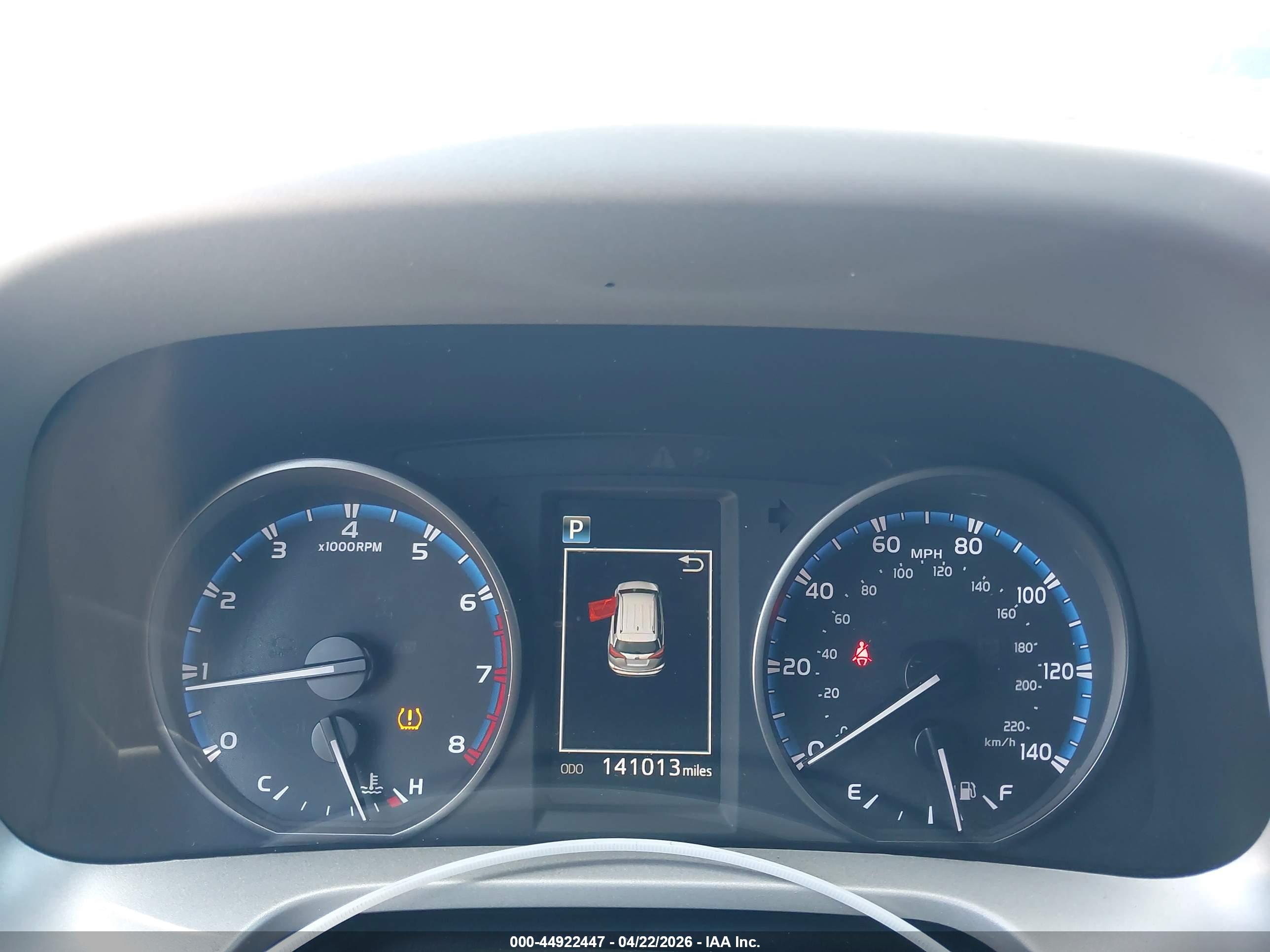 TOYOTA RAV4 image 7