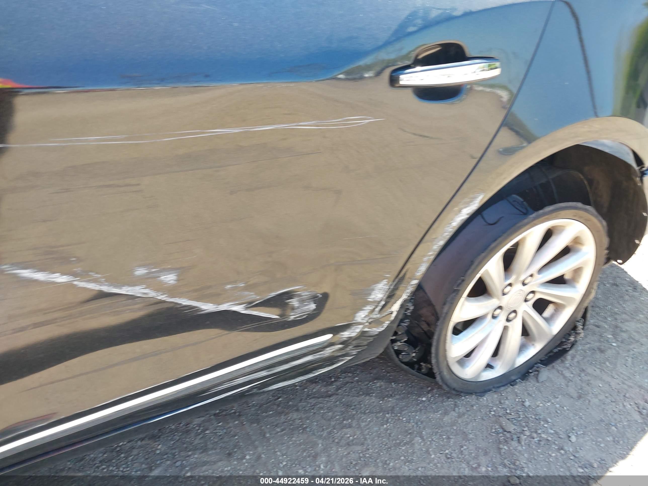 BUICK LACROSSE image 6