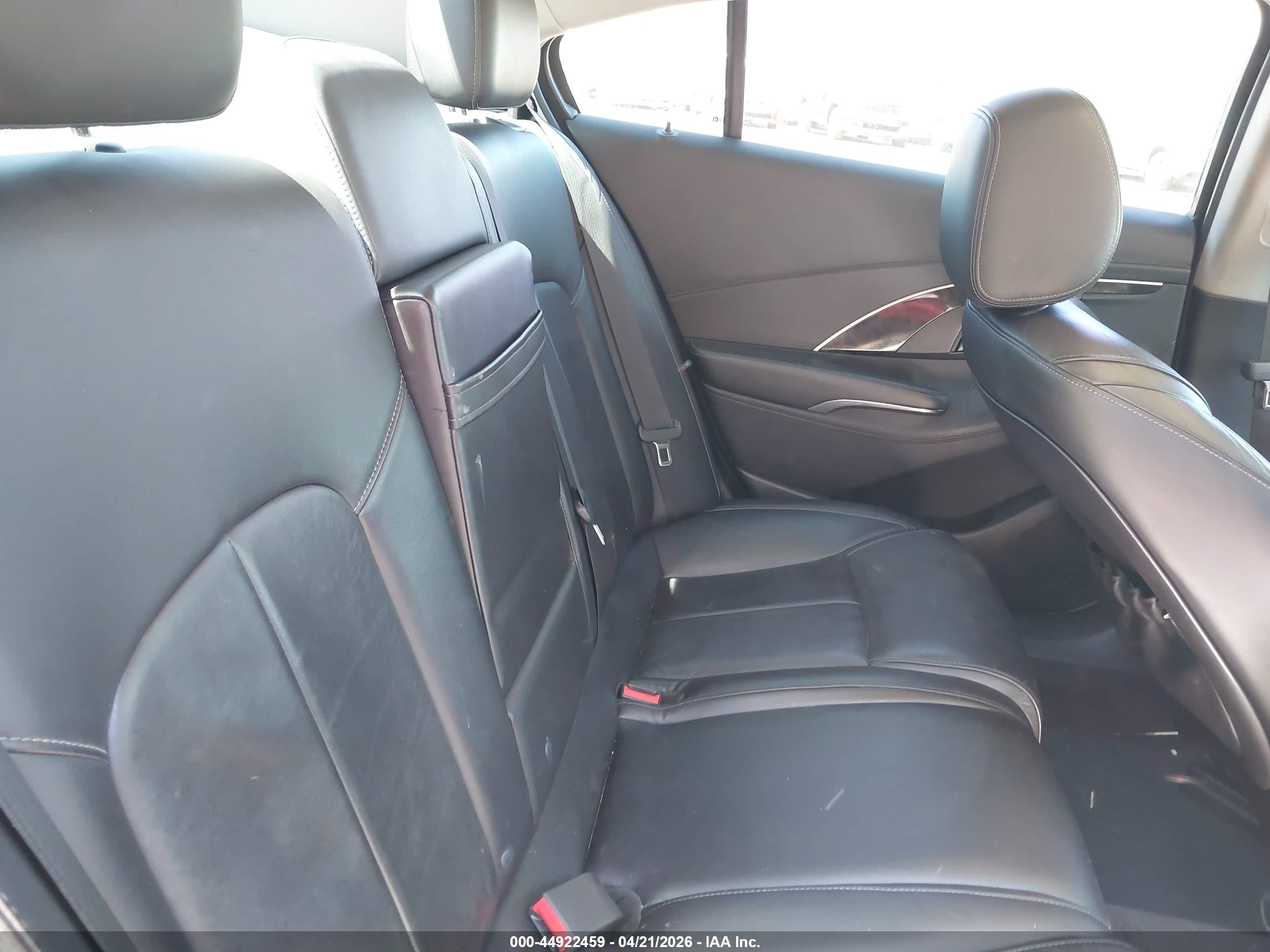 BUICK LACROSSE image 8