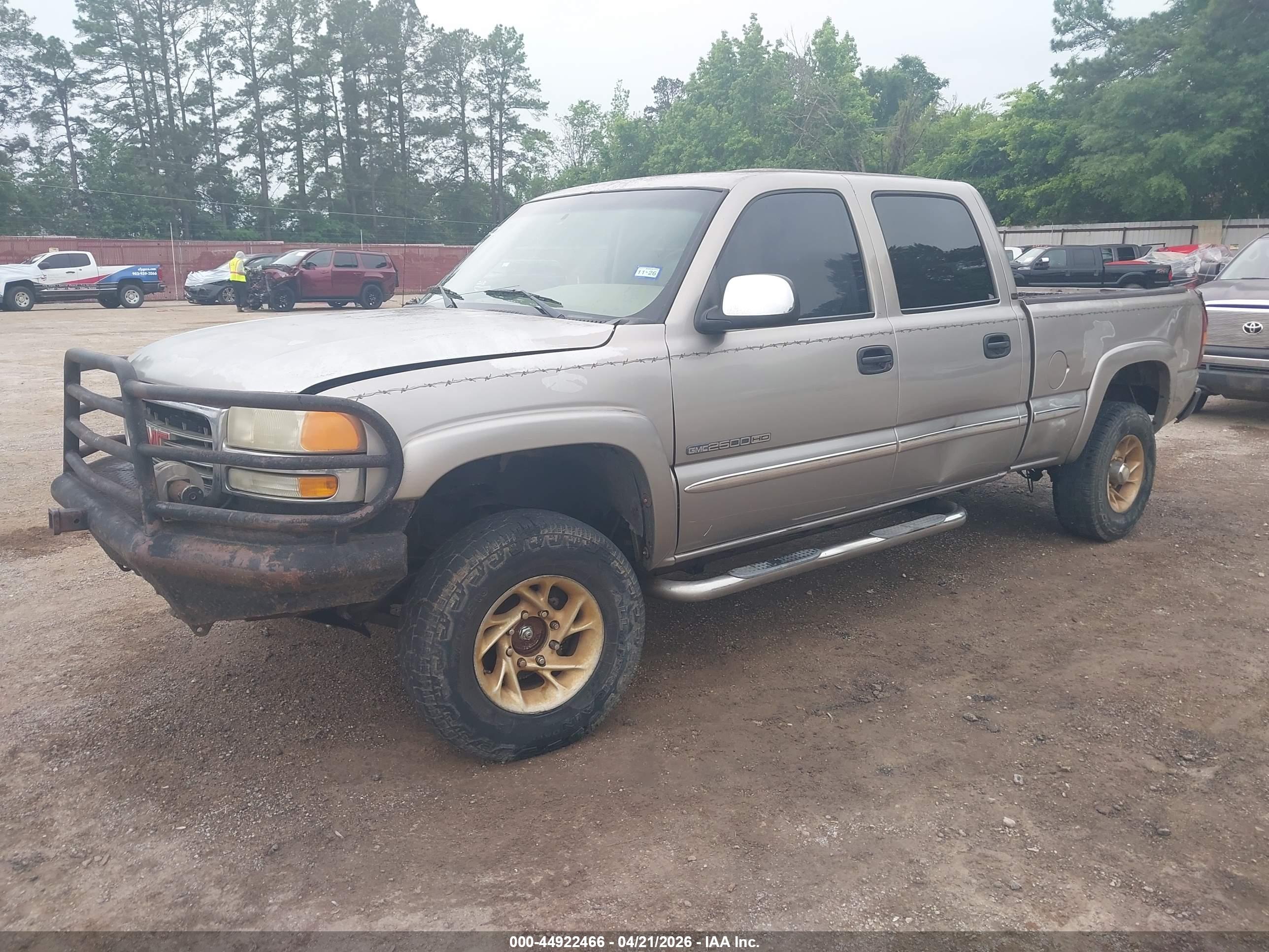 GMC SIERRA image 2