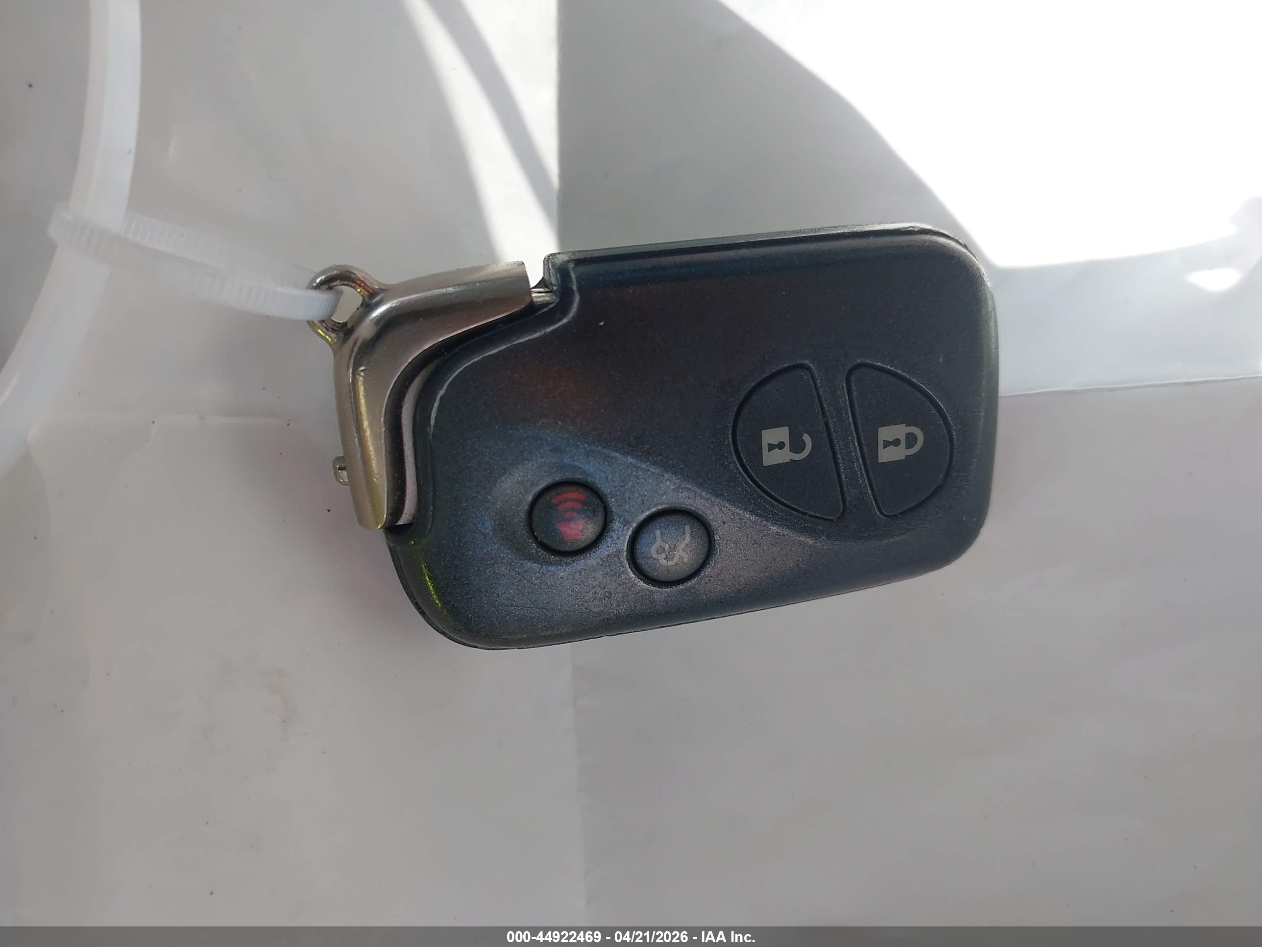 LEXUS ES image 11