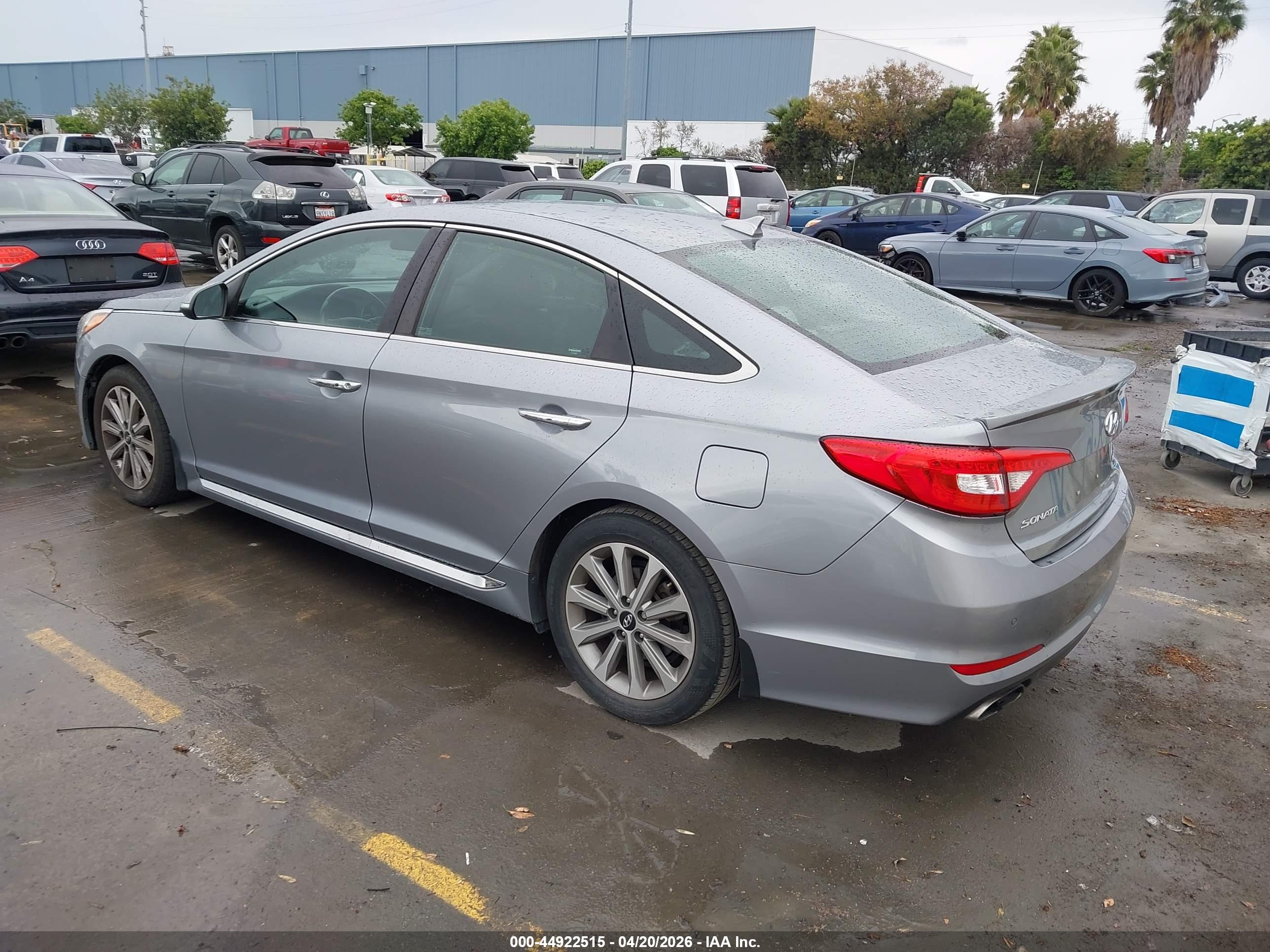 HYUNDAI SONATA image 3
