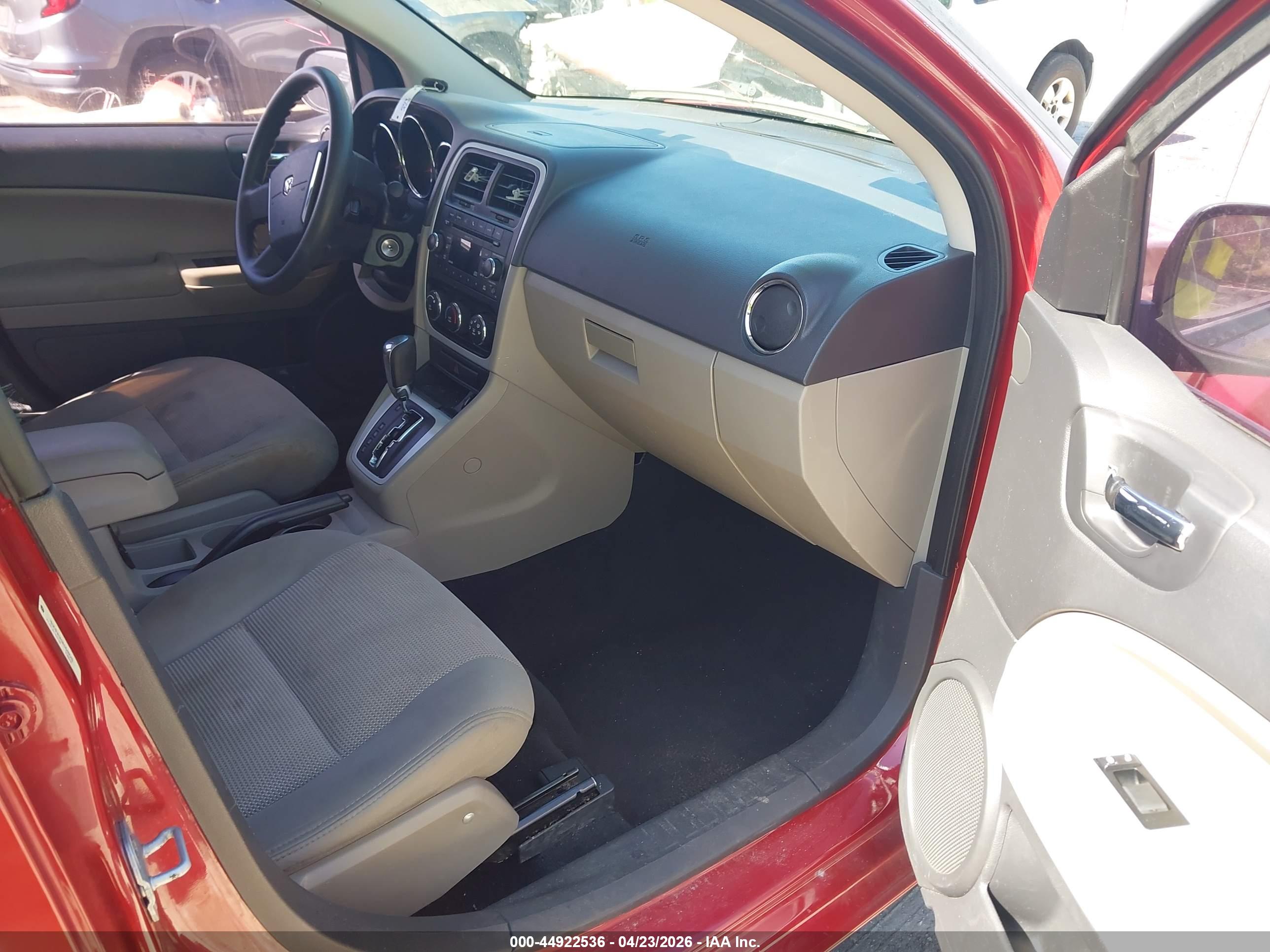 DODGE CALIBER image 5
