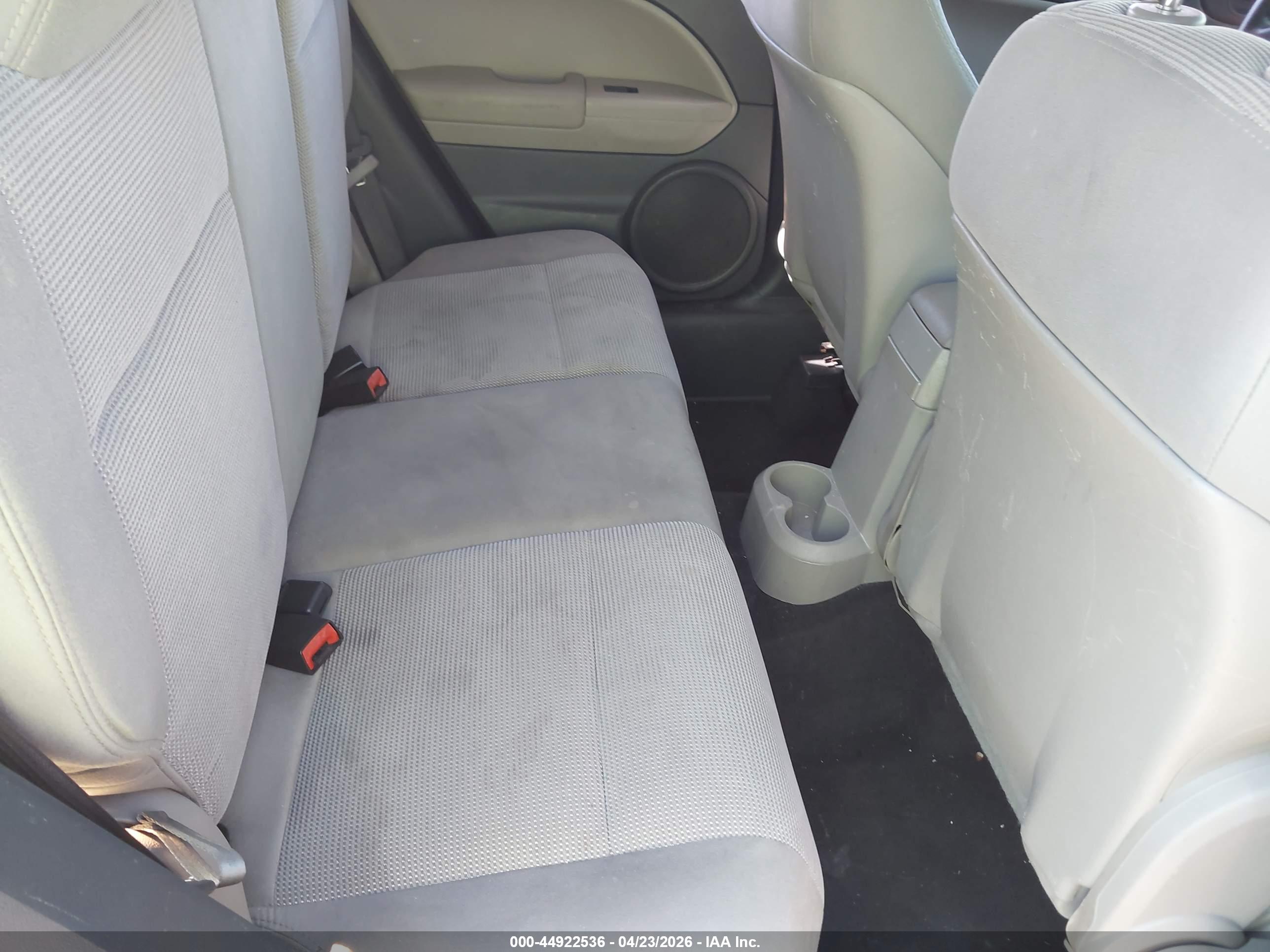 DODGE CALIBER image 8