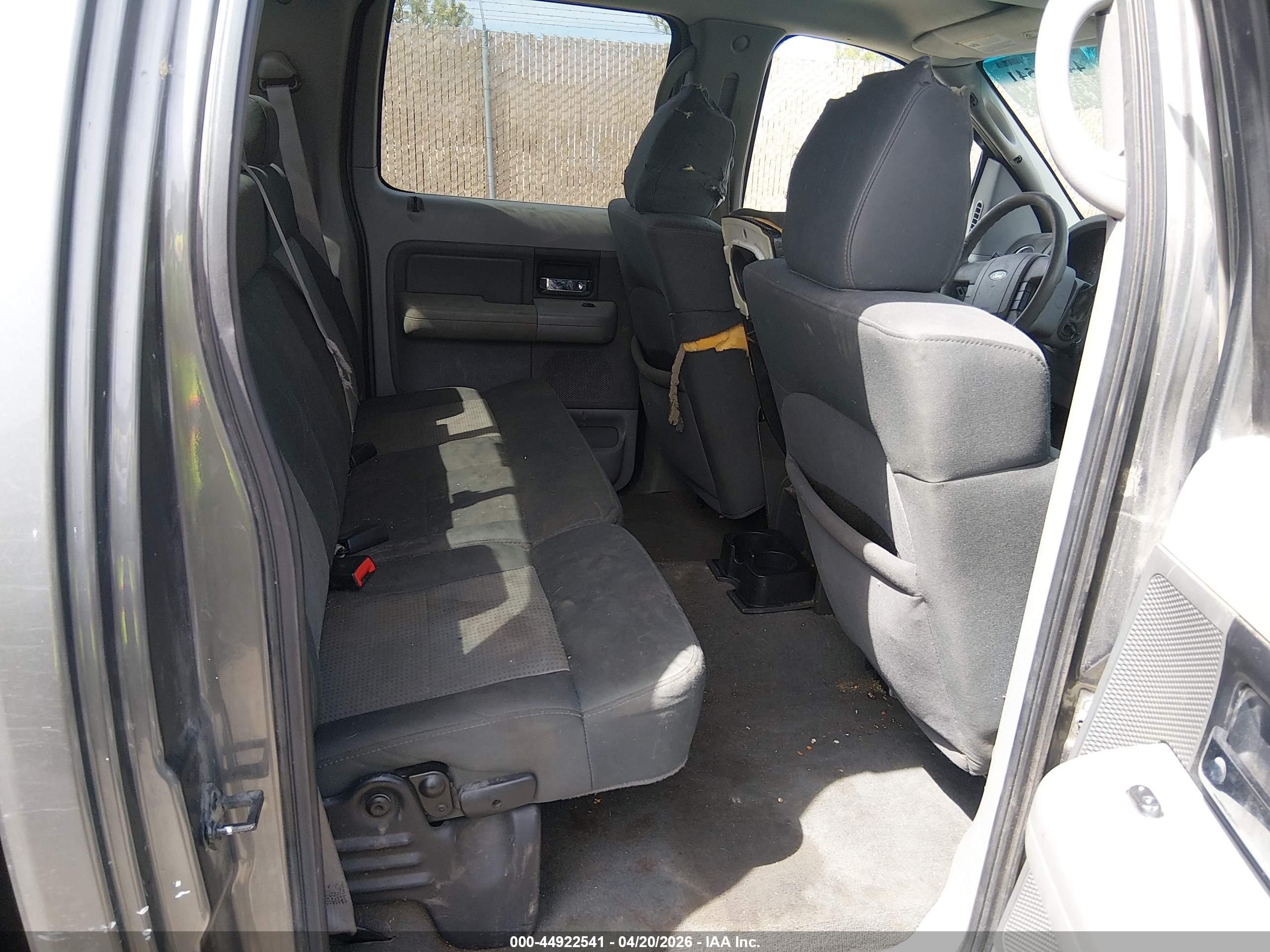 FORD F-150 image 8