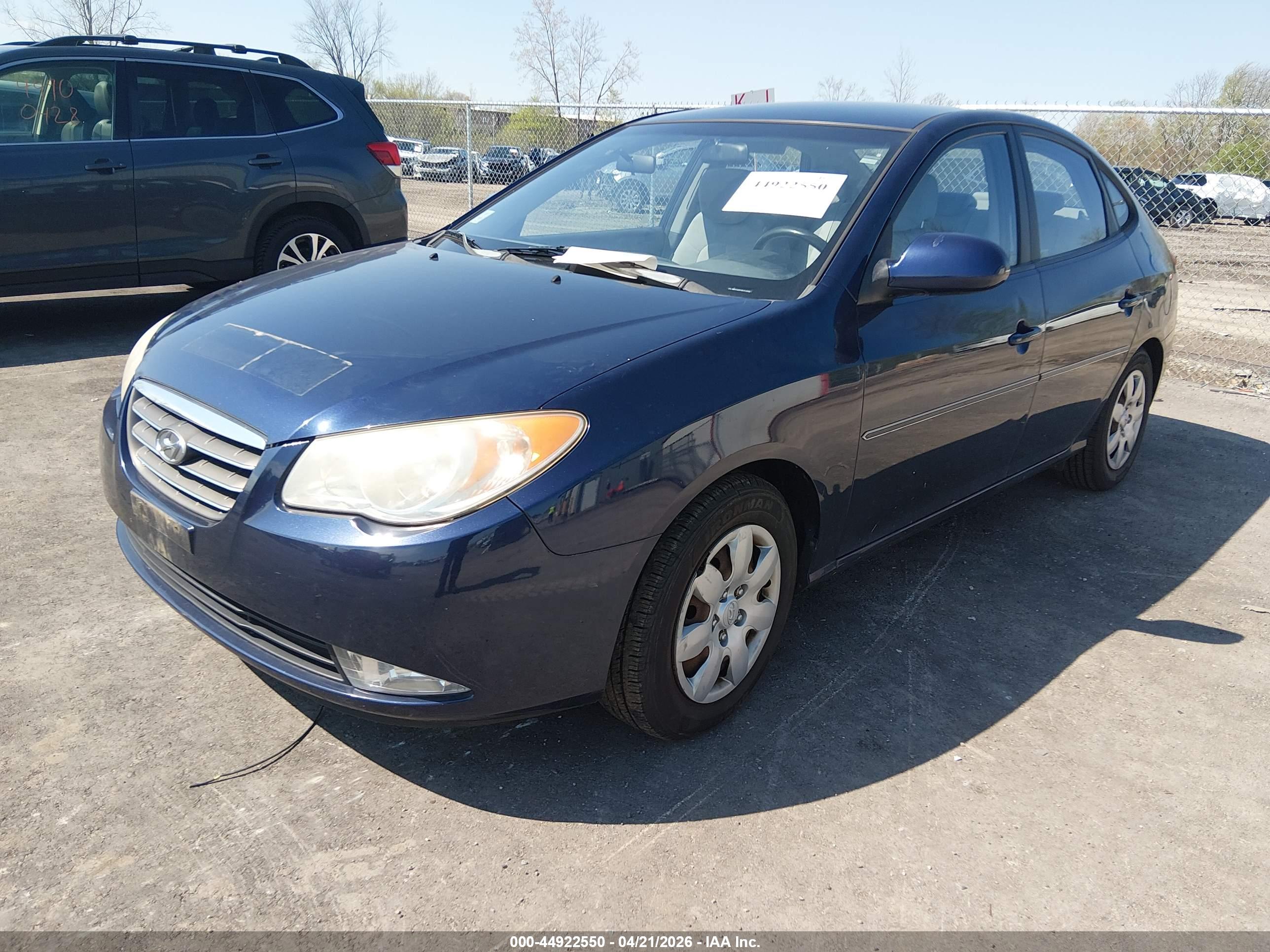 HYUNDAI ELANTRA image 2