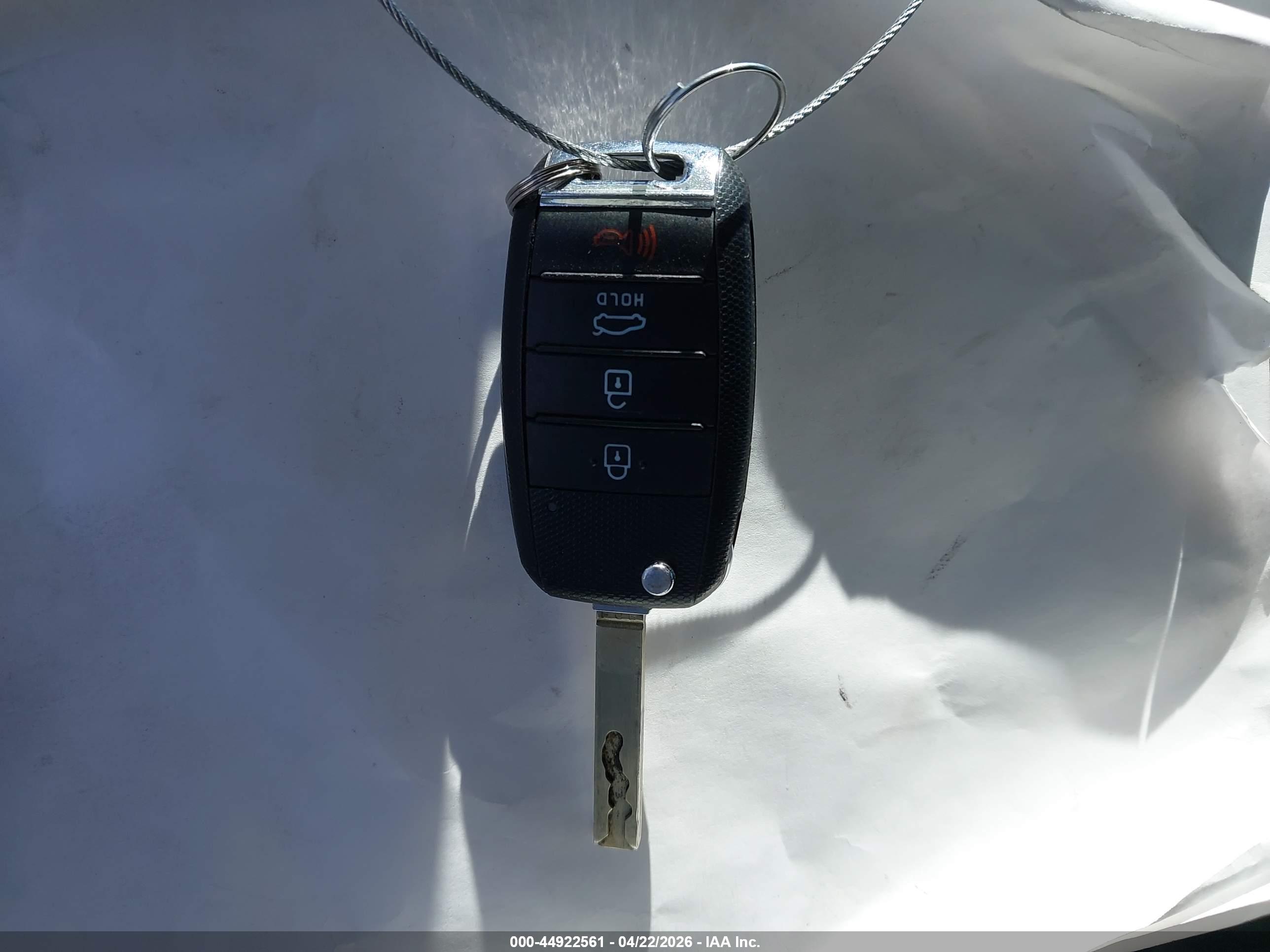 KIA RIO image 11