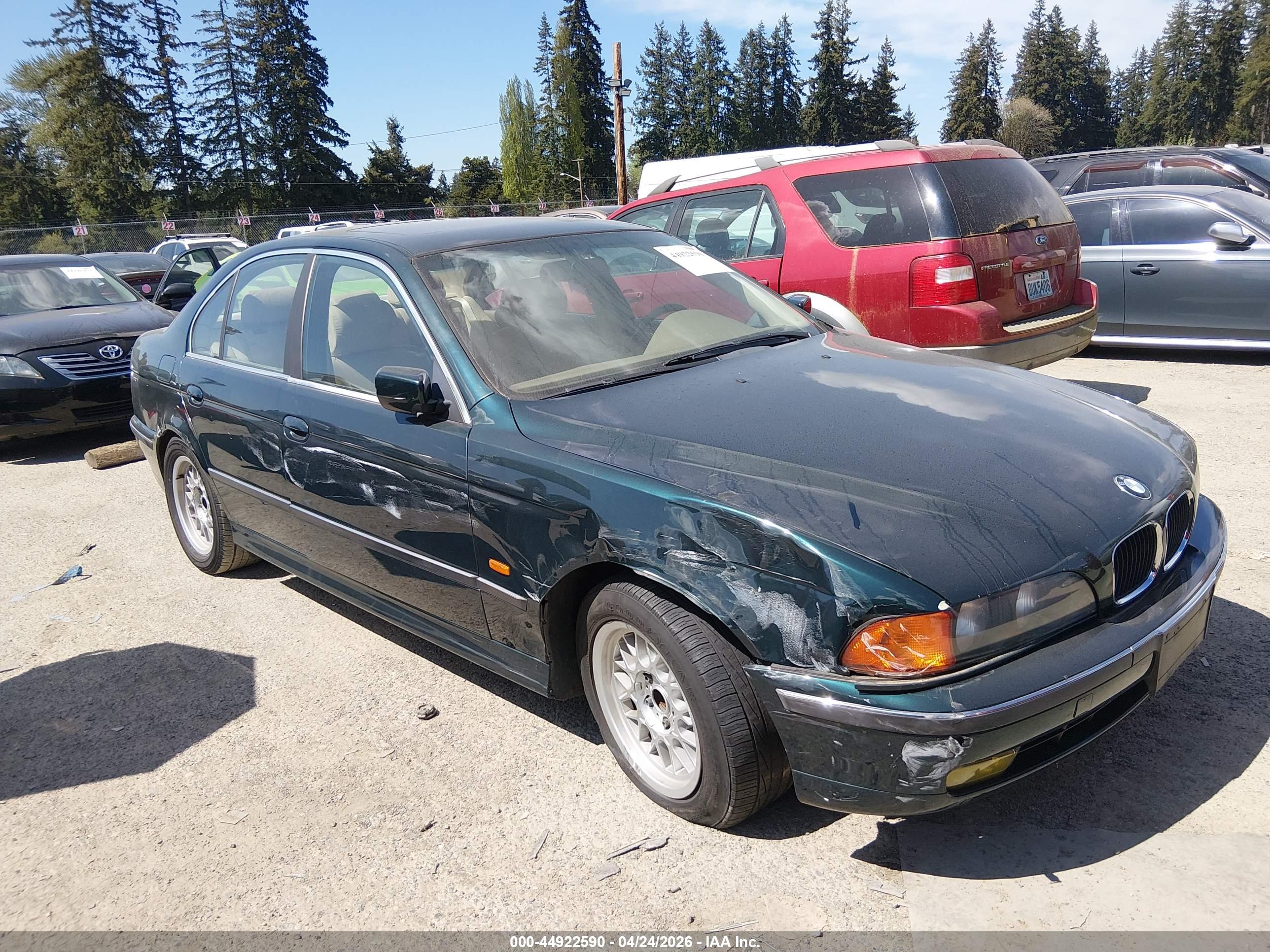 BMW 528I image 6