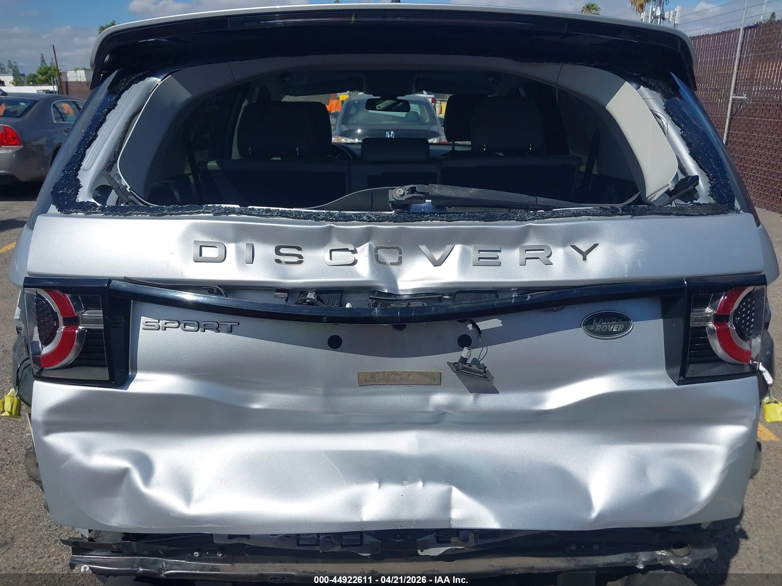 LAND ROVER image 6