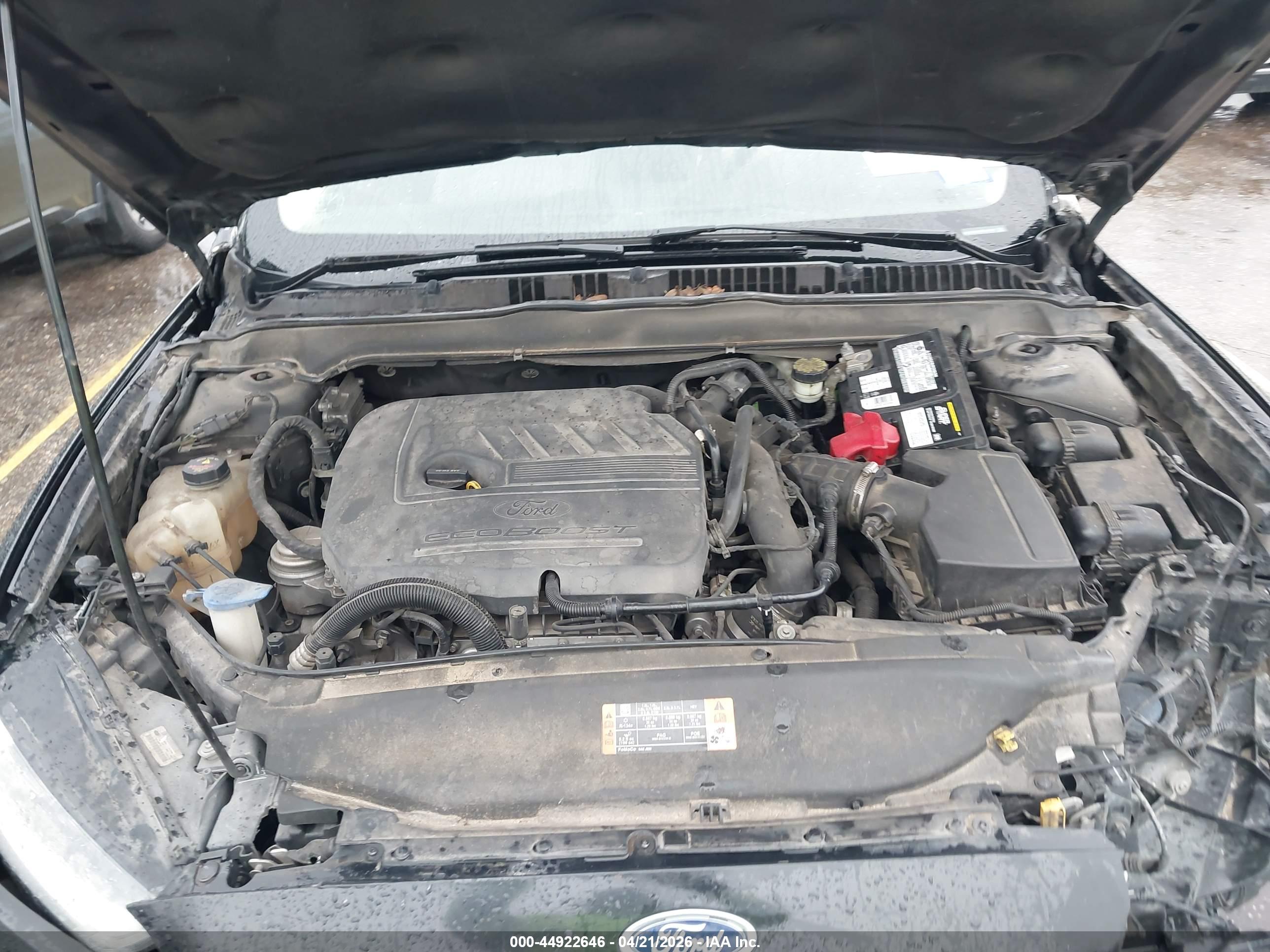 FORD FUSION image 10