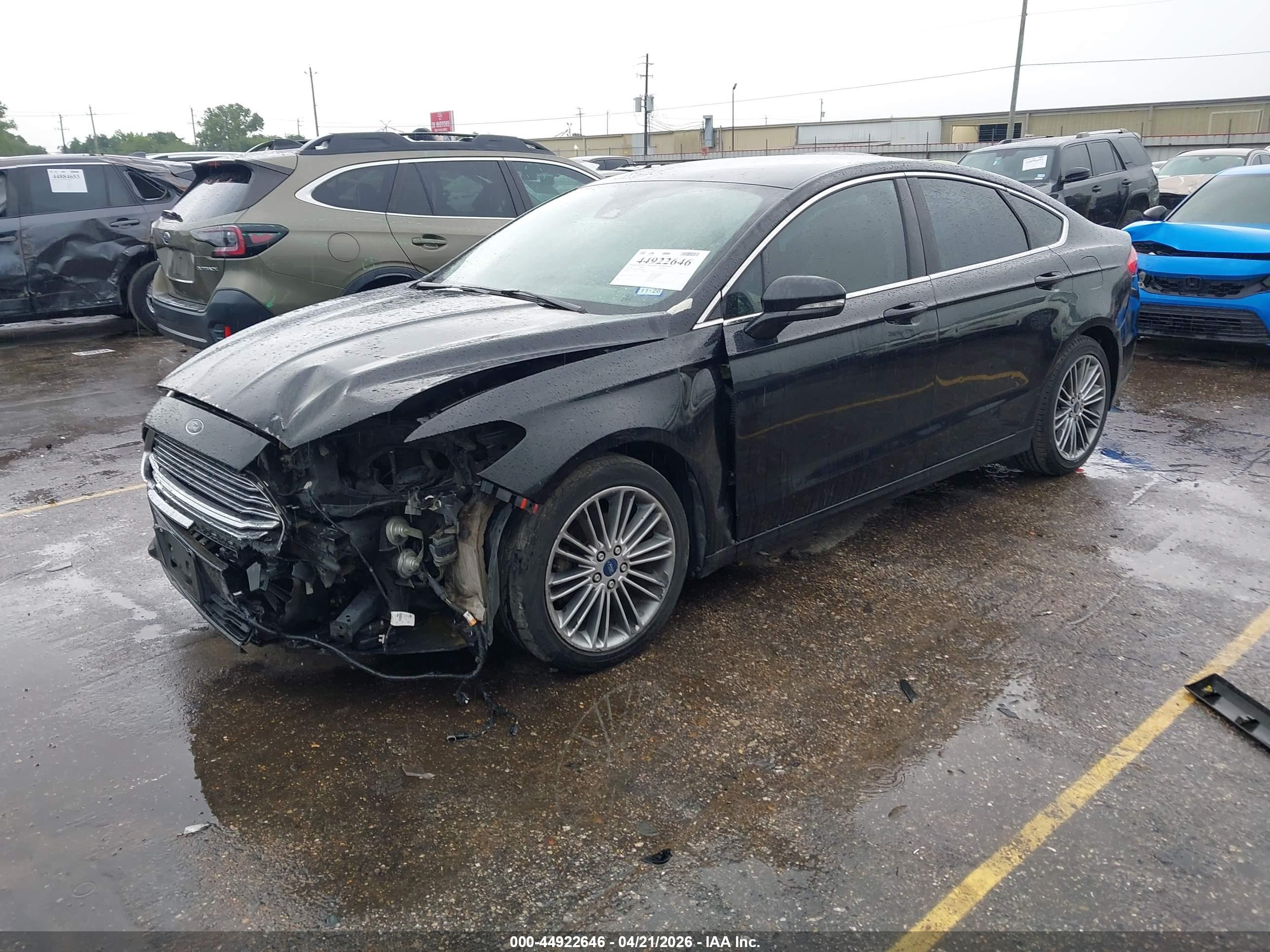 FORD FUSION image 2