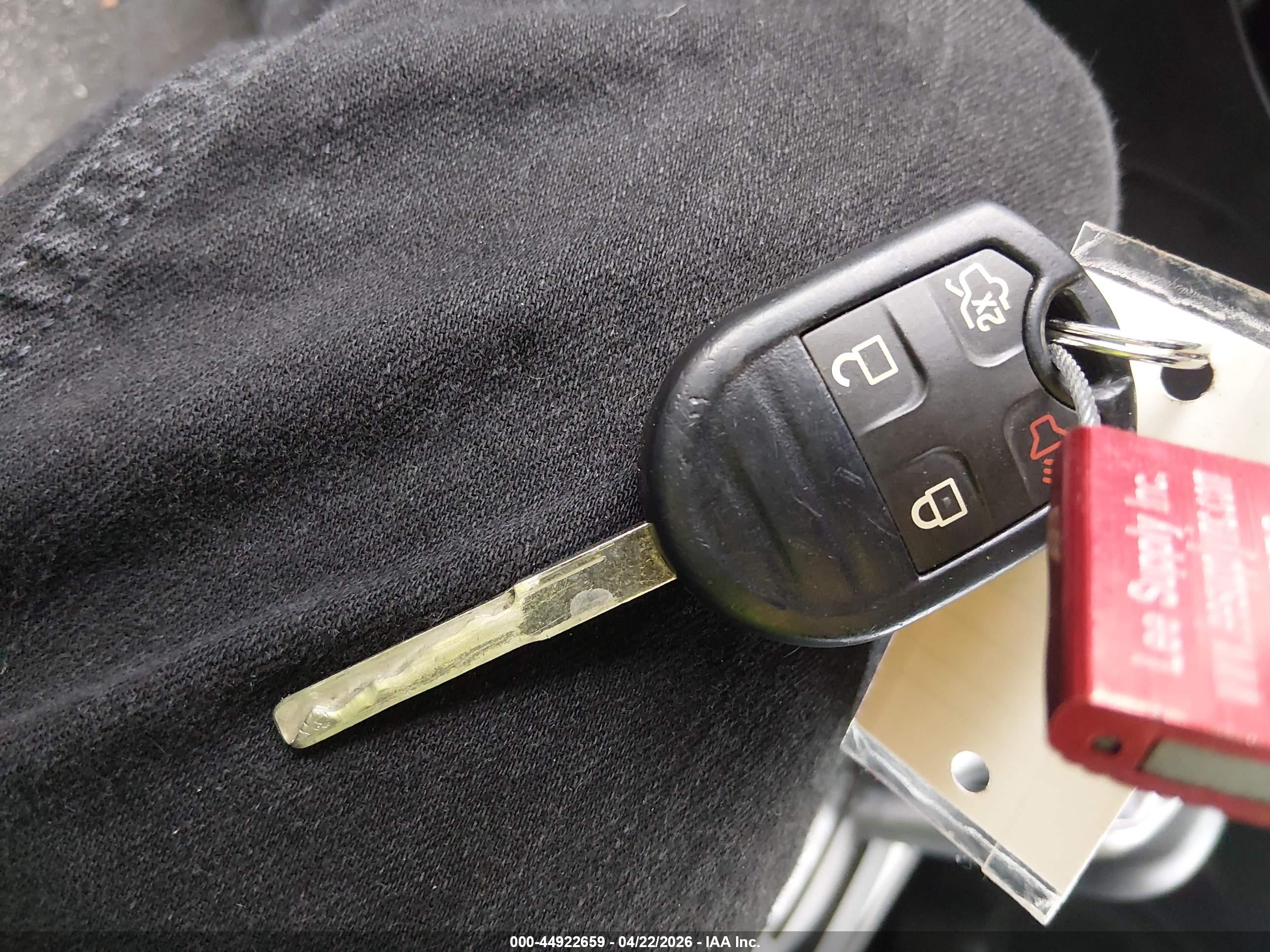 FORD FIESTA image 11