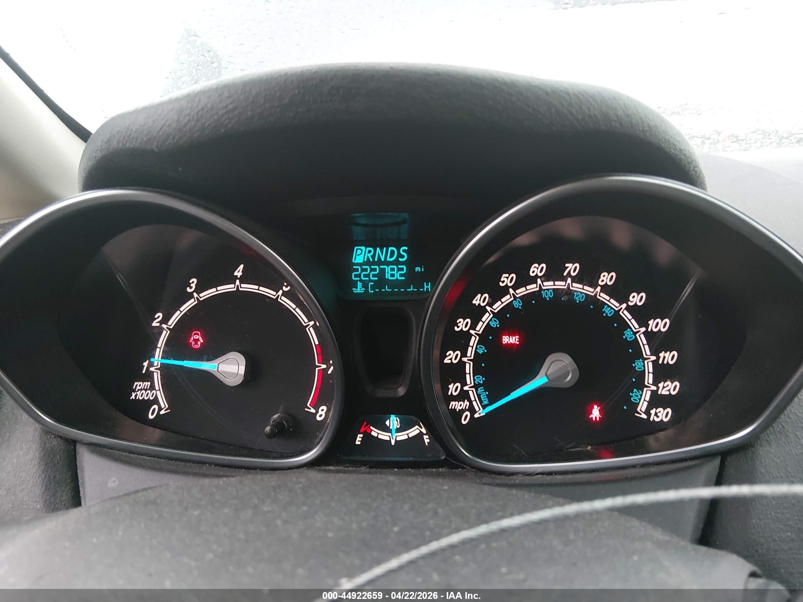 FORD FIESTA image 7