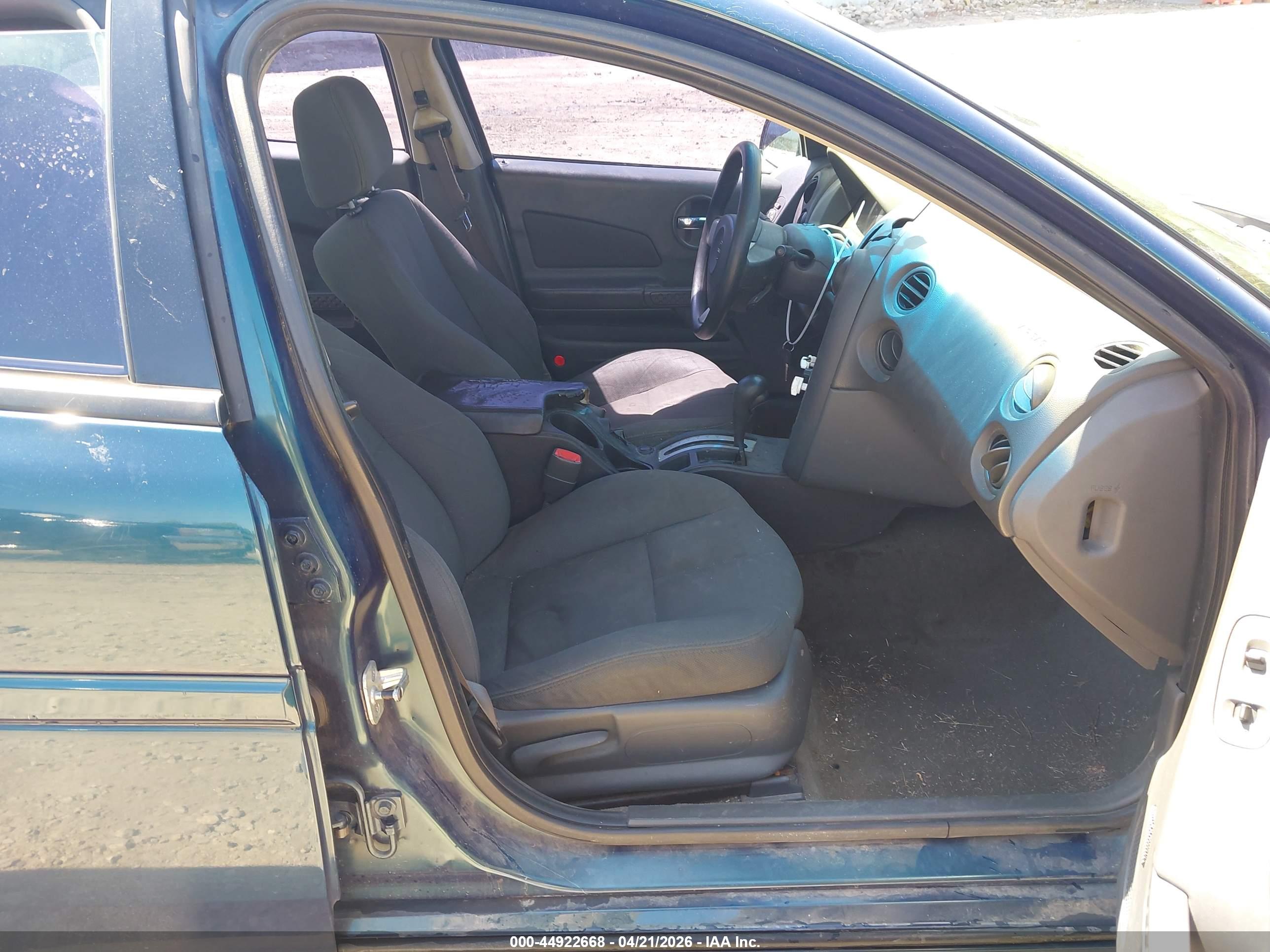 PONTIAC GRAND image 5
