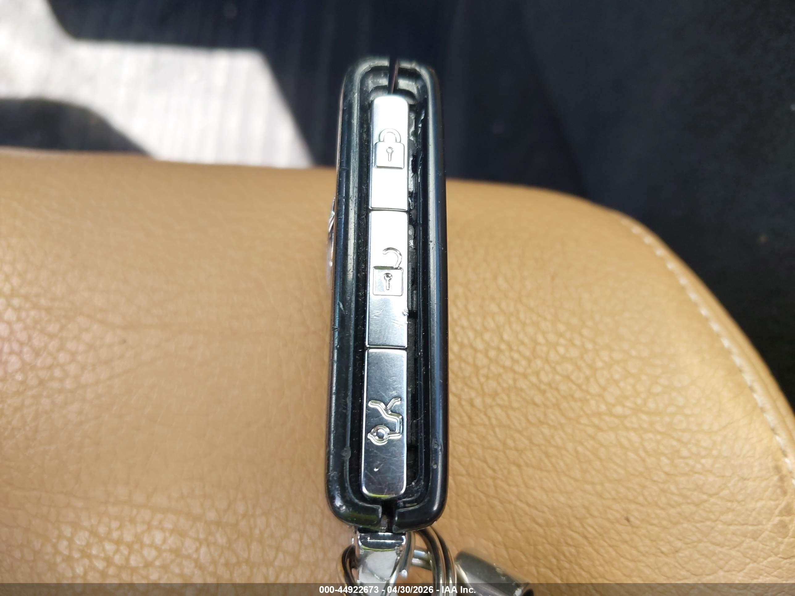 VOLVO XC90 image 11