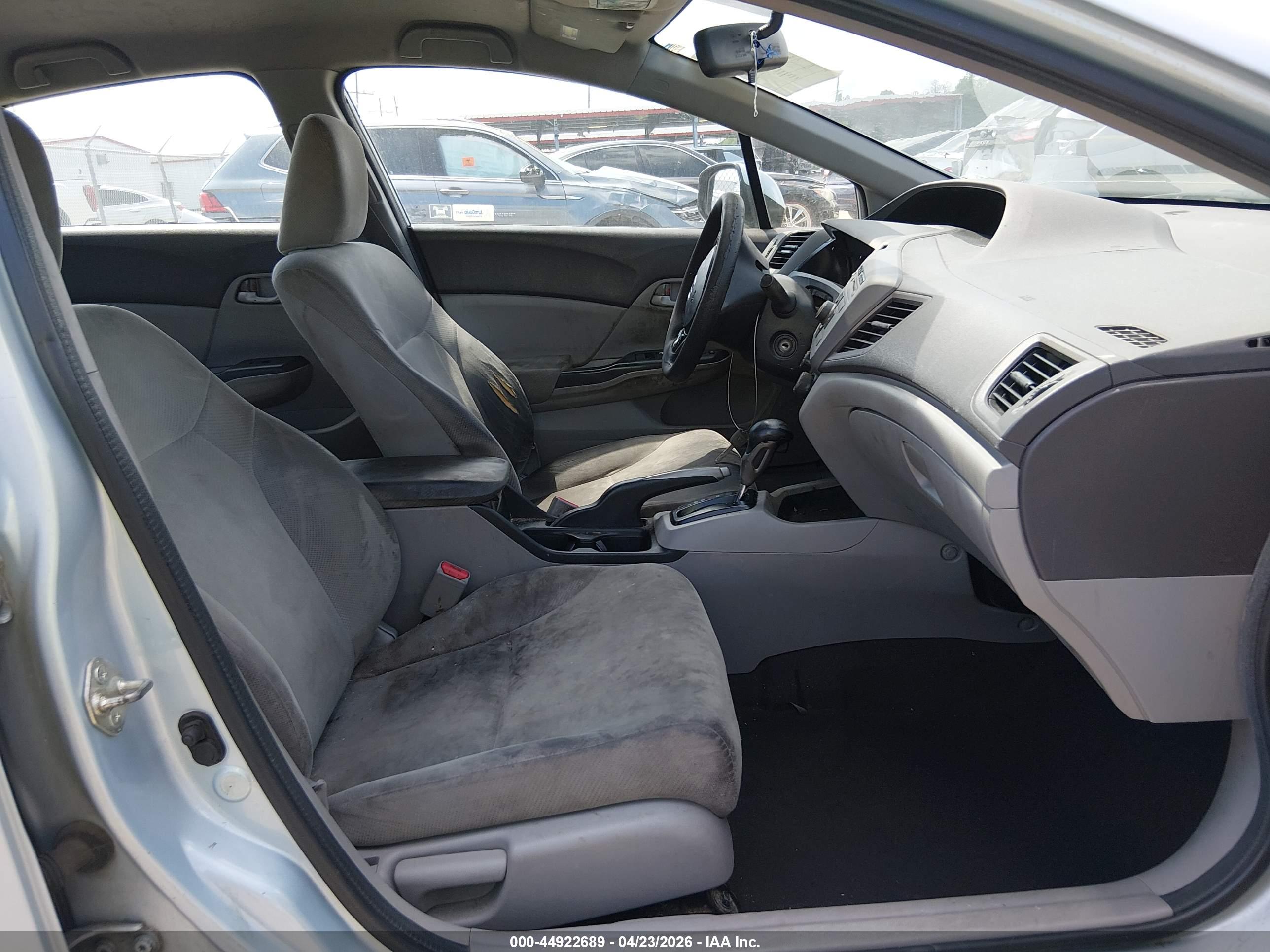 HONDA CIVIC image 5