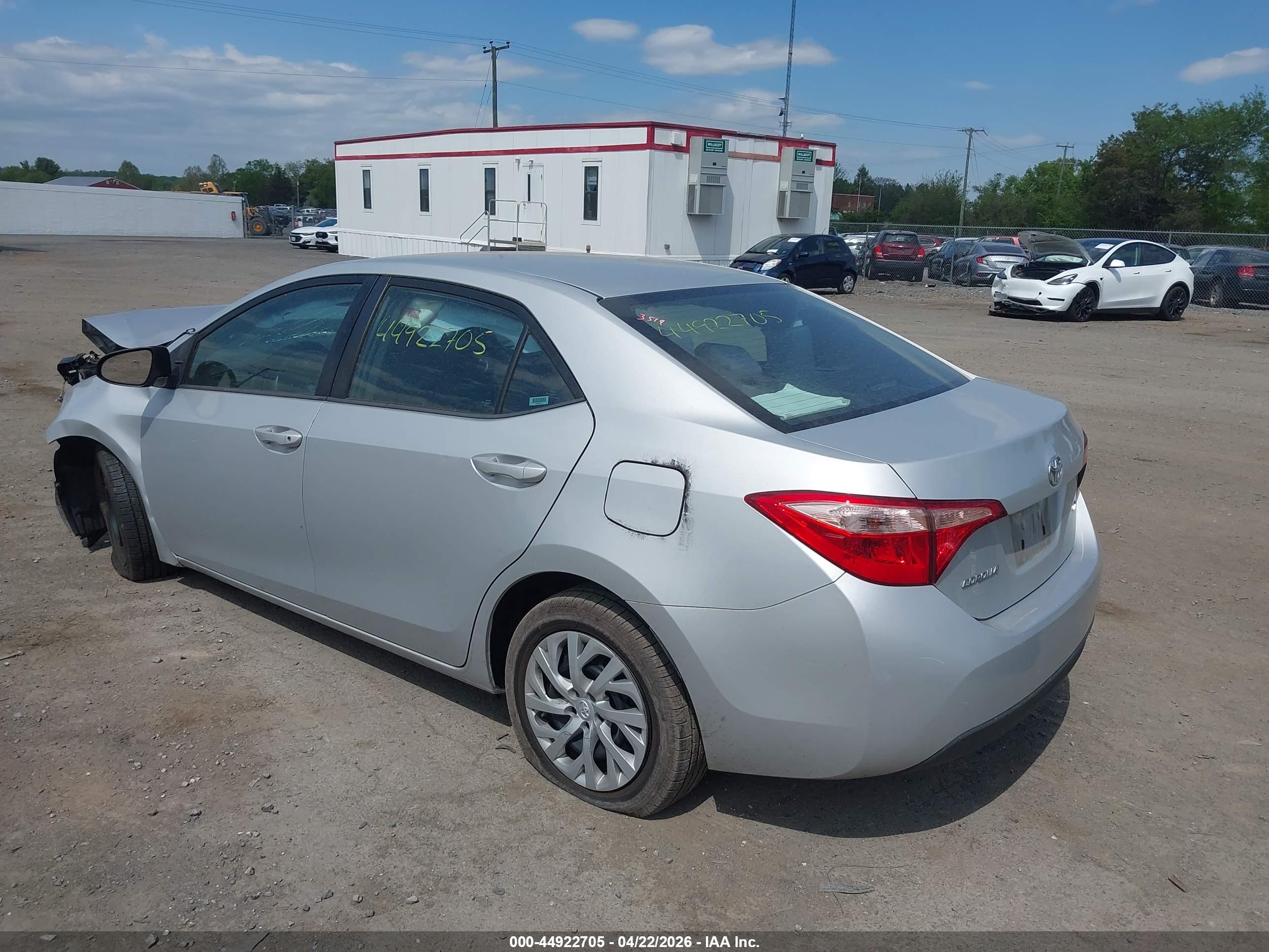 TOYOTA COROLLA image 3