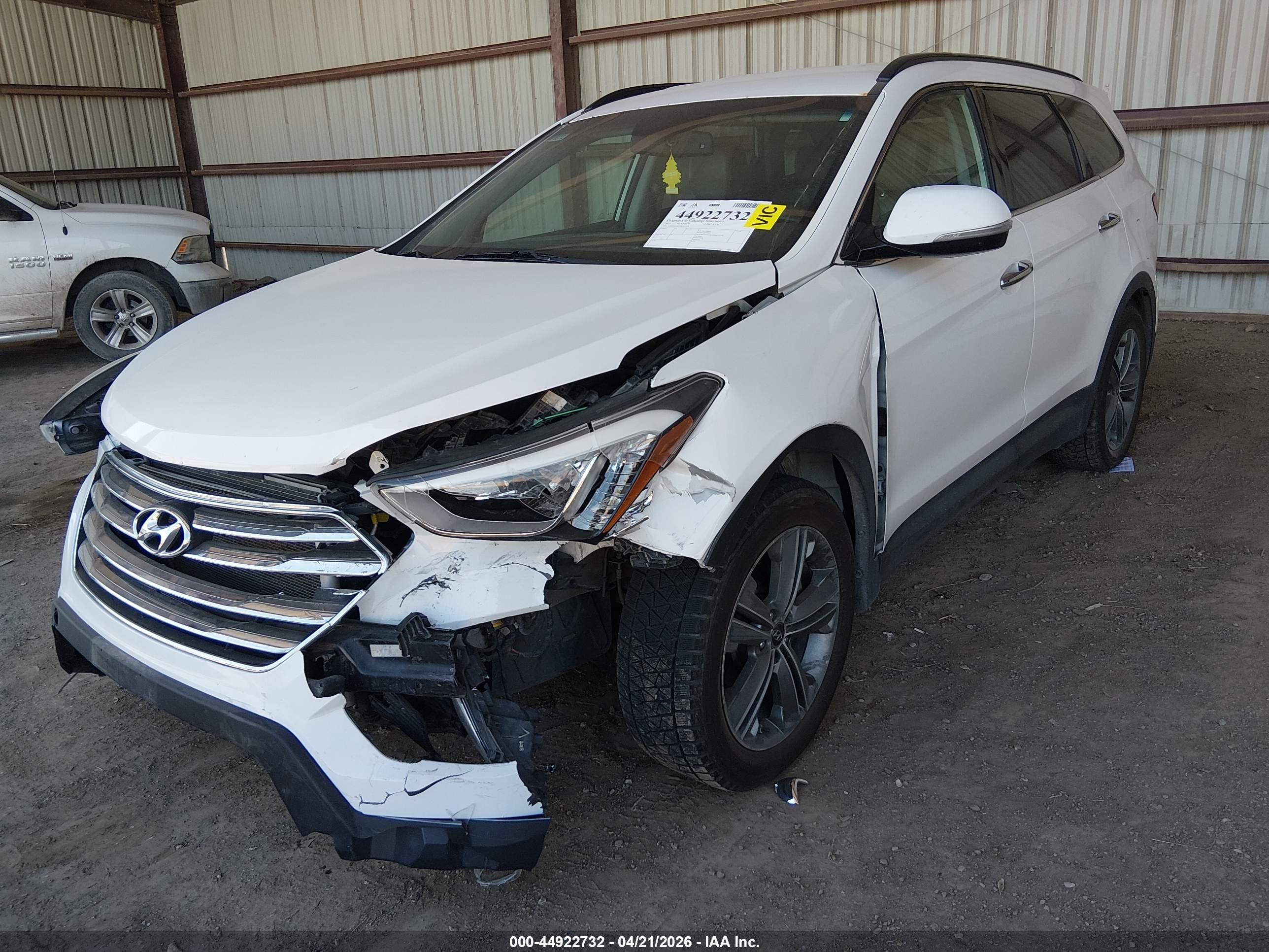 HYUNDAI SANTA image 2