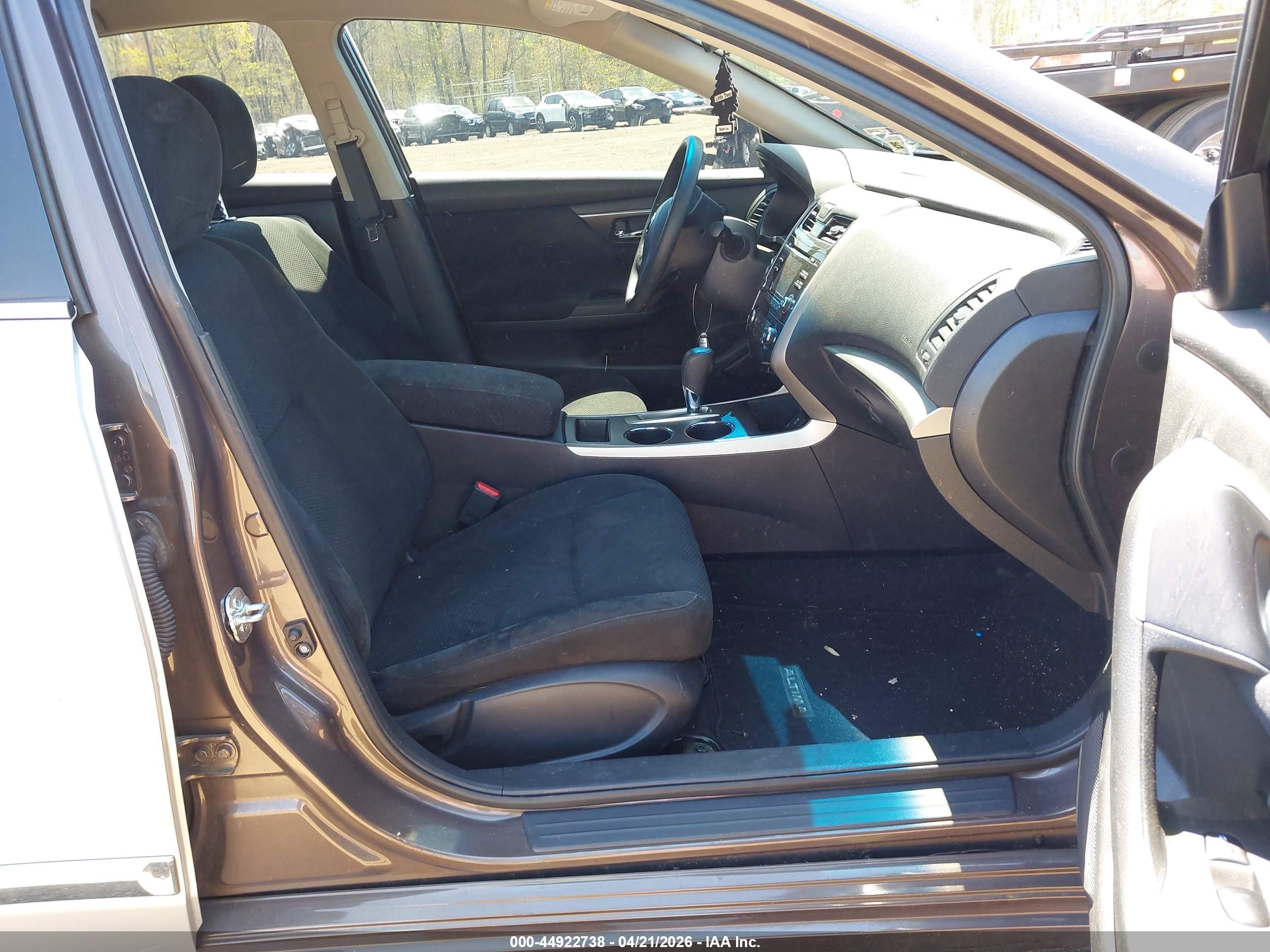 NISSAN ALTIMA image 5