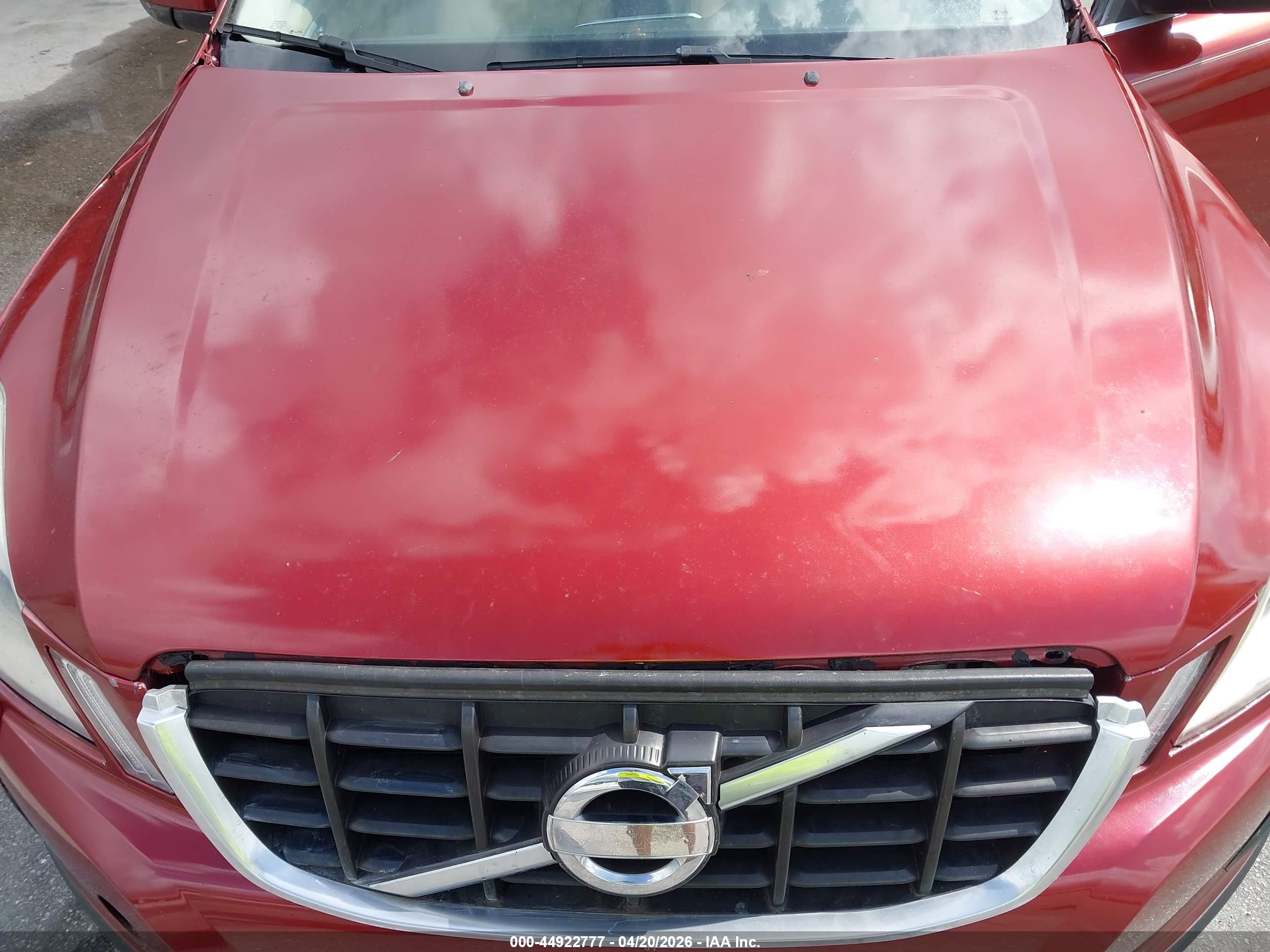 VOLVO XC60 image 10