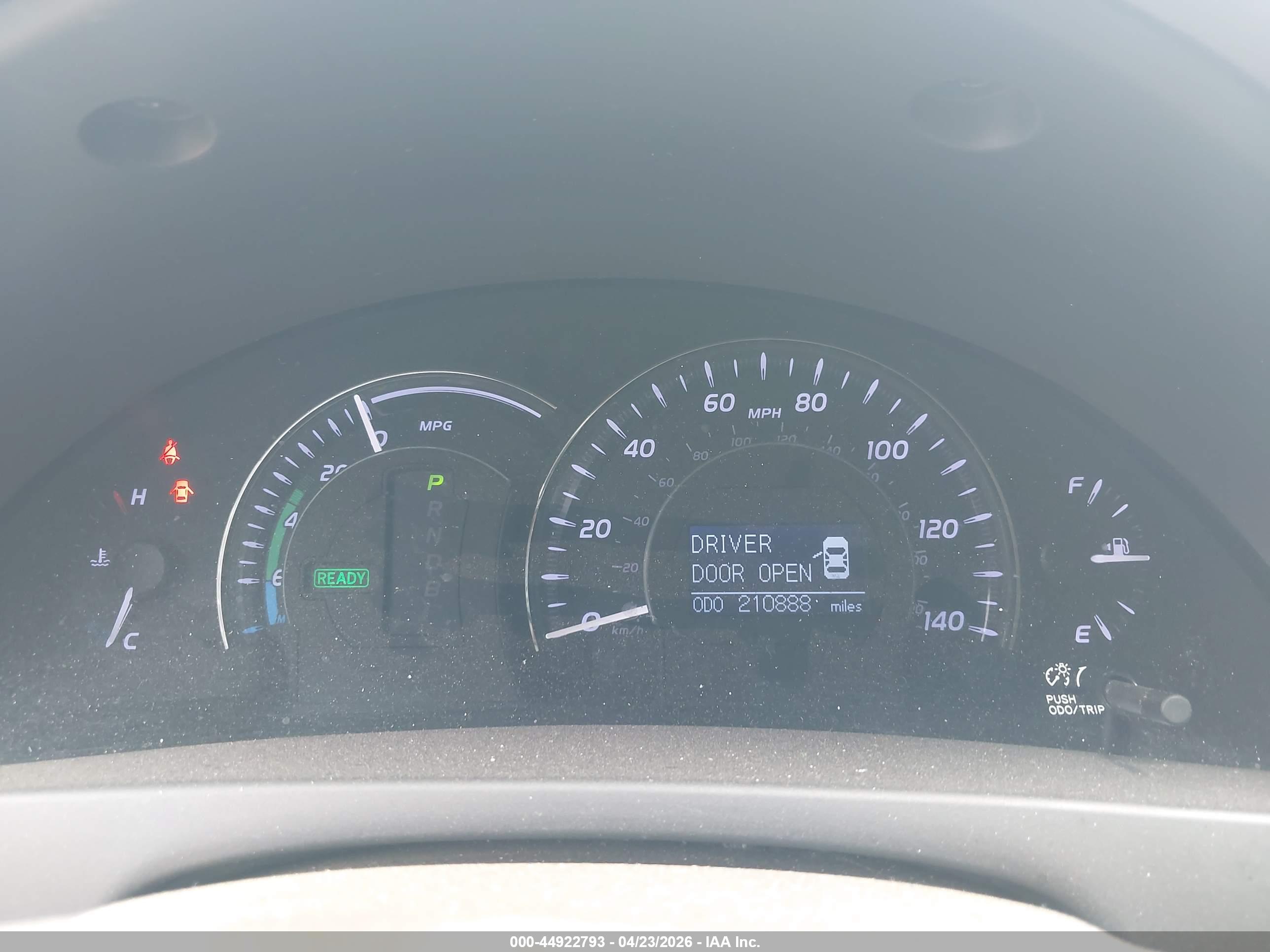 TOYOTA CAMRY image 7
