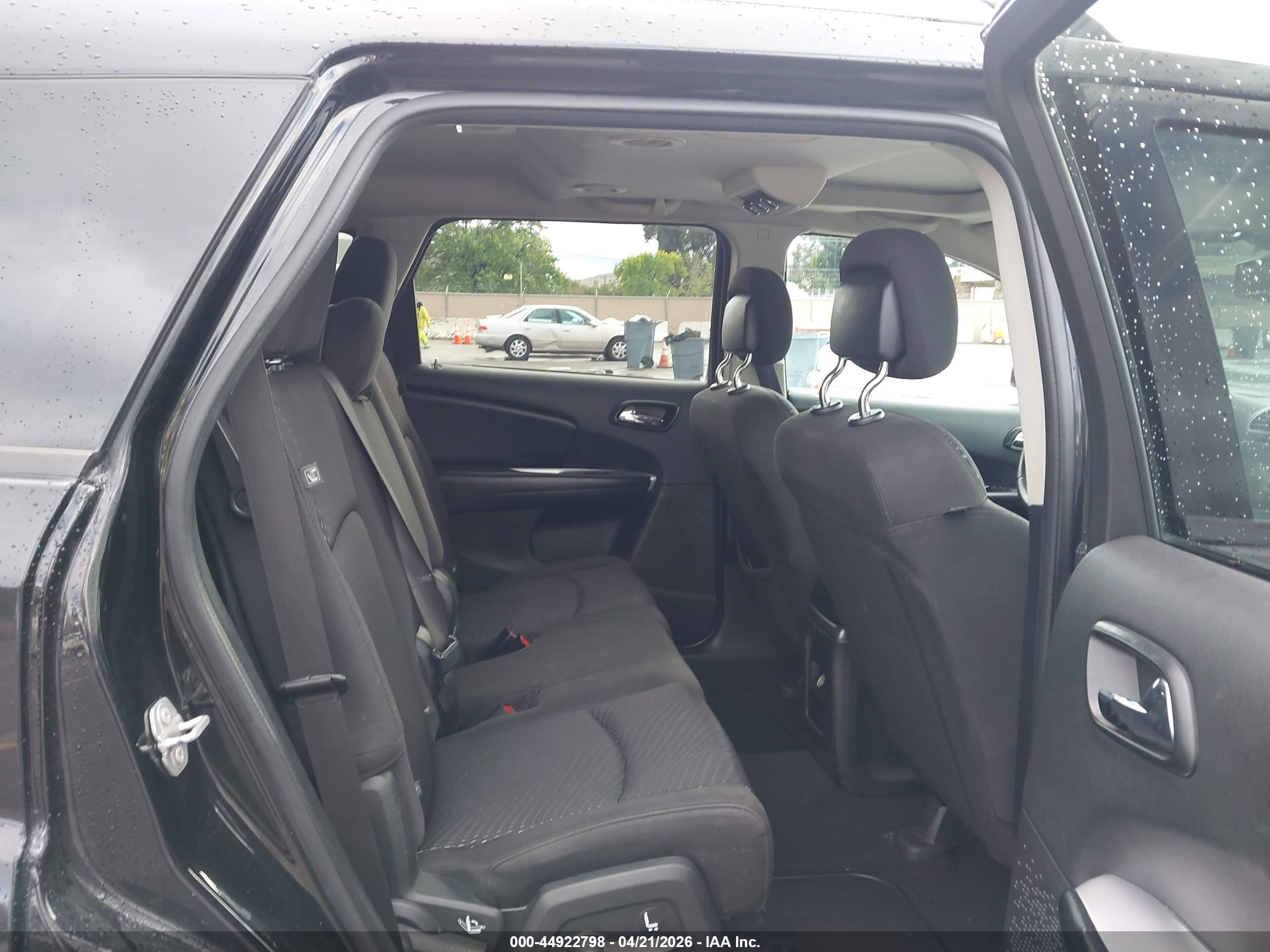 DODGE JOURNEY image 8