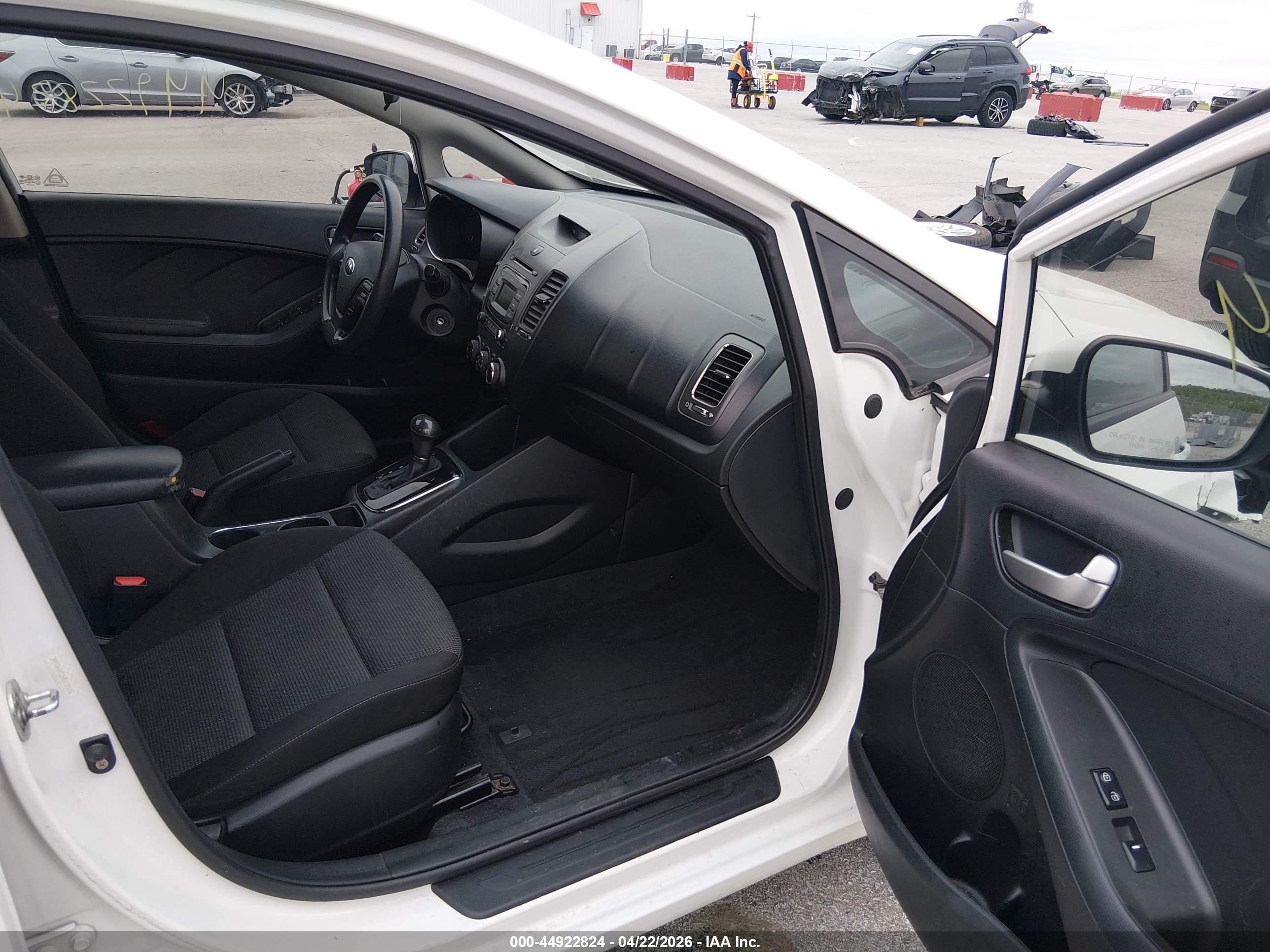 KIA FORTE image 5