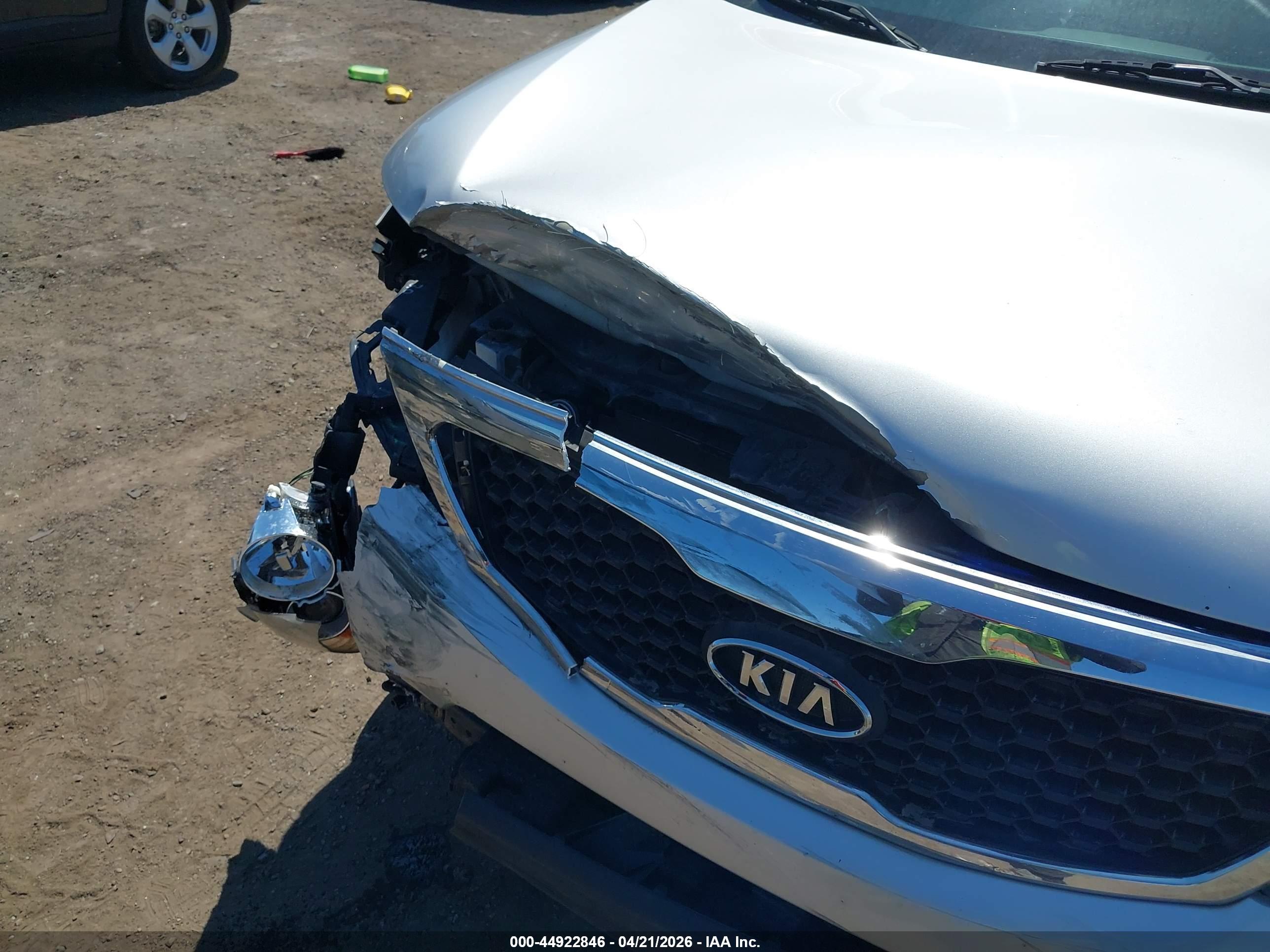 KIA SORENTO image 6